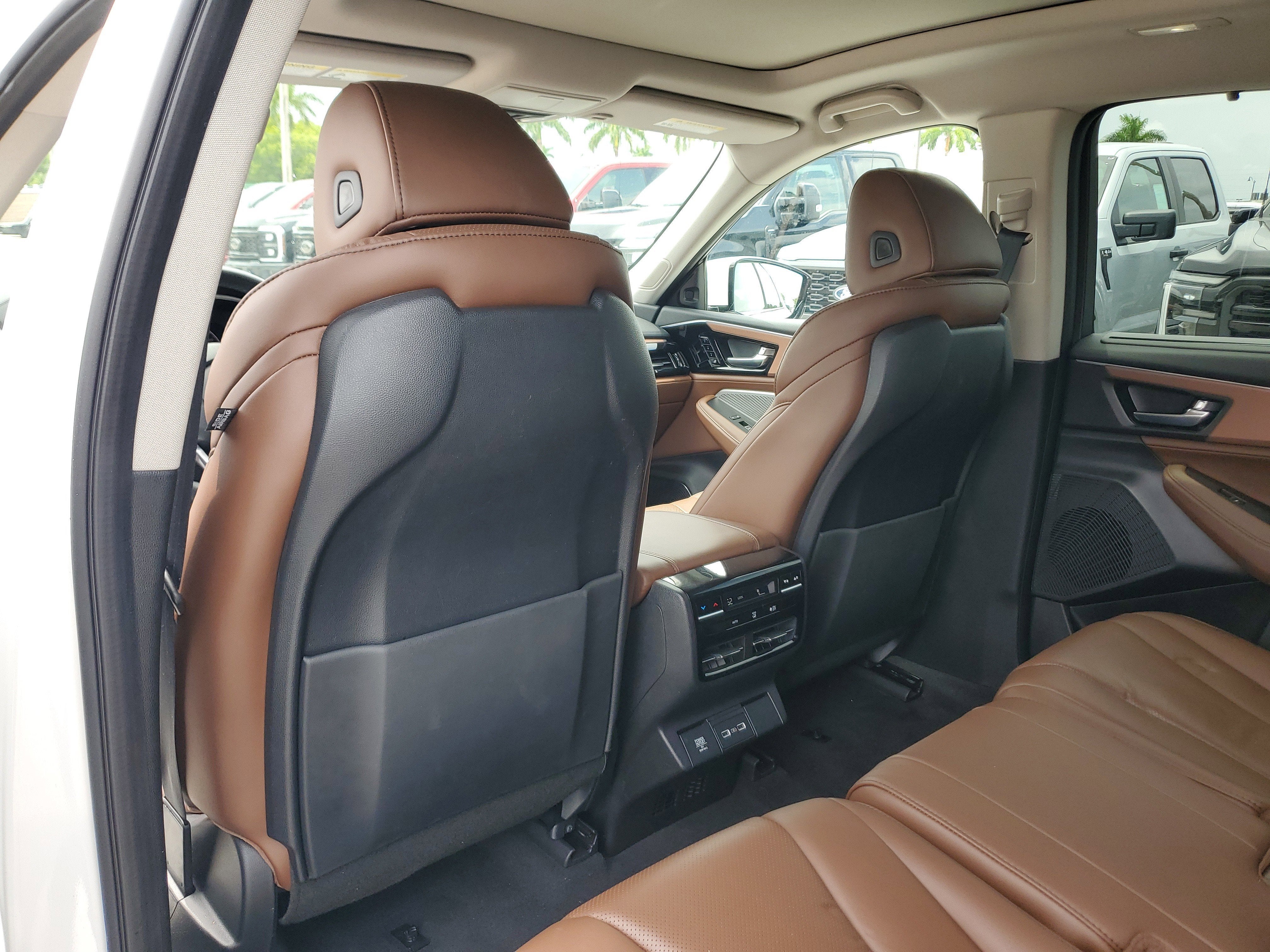 2023 Acura MDX w/Technology Package