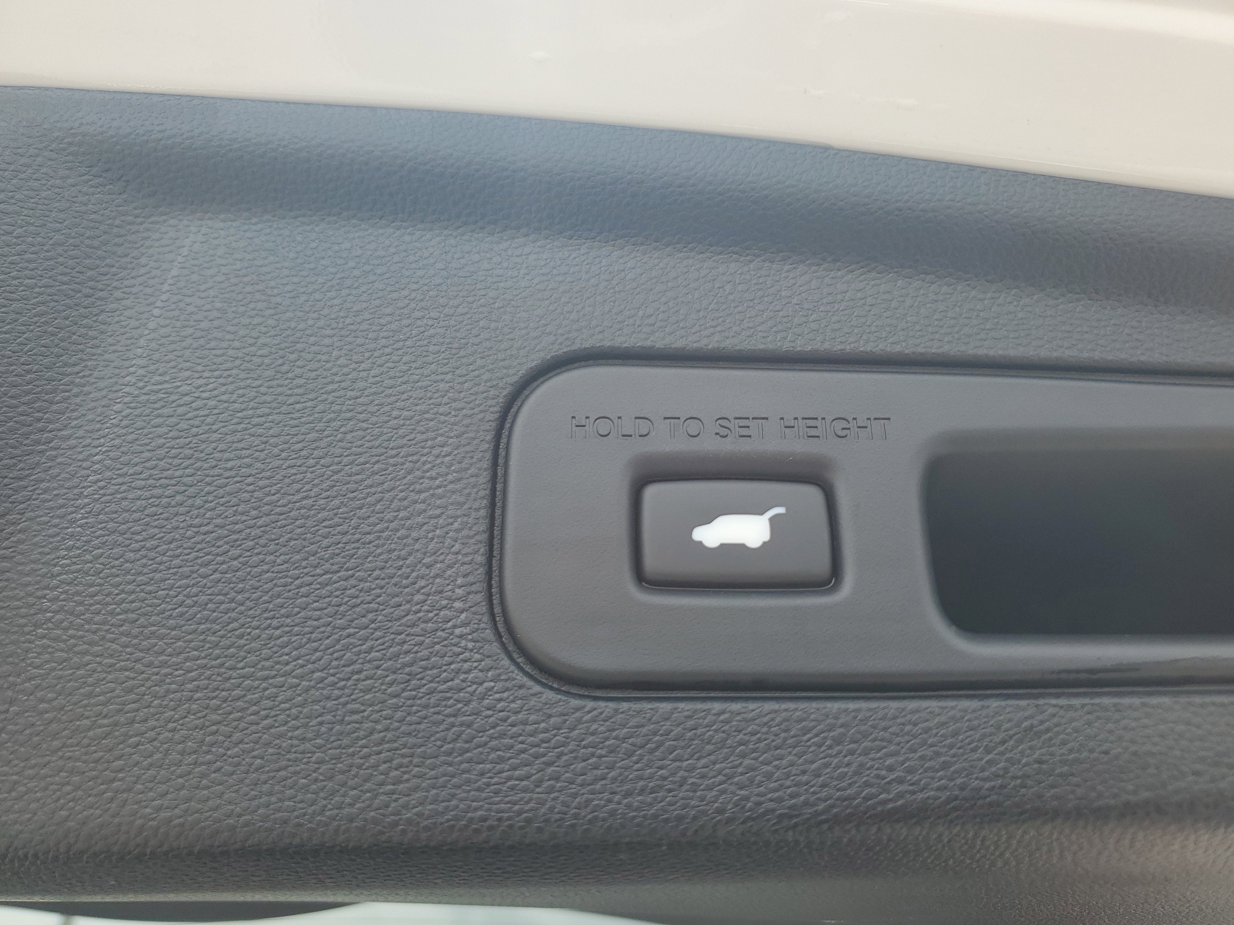 2023 Acura MDX w/Technology Package