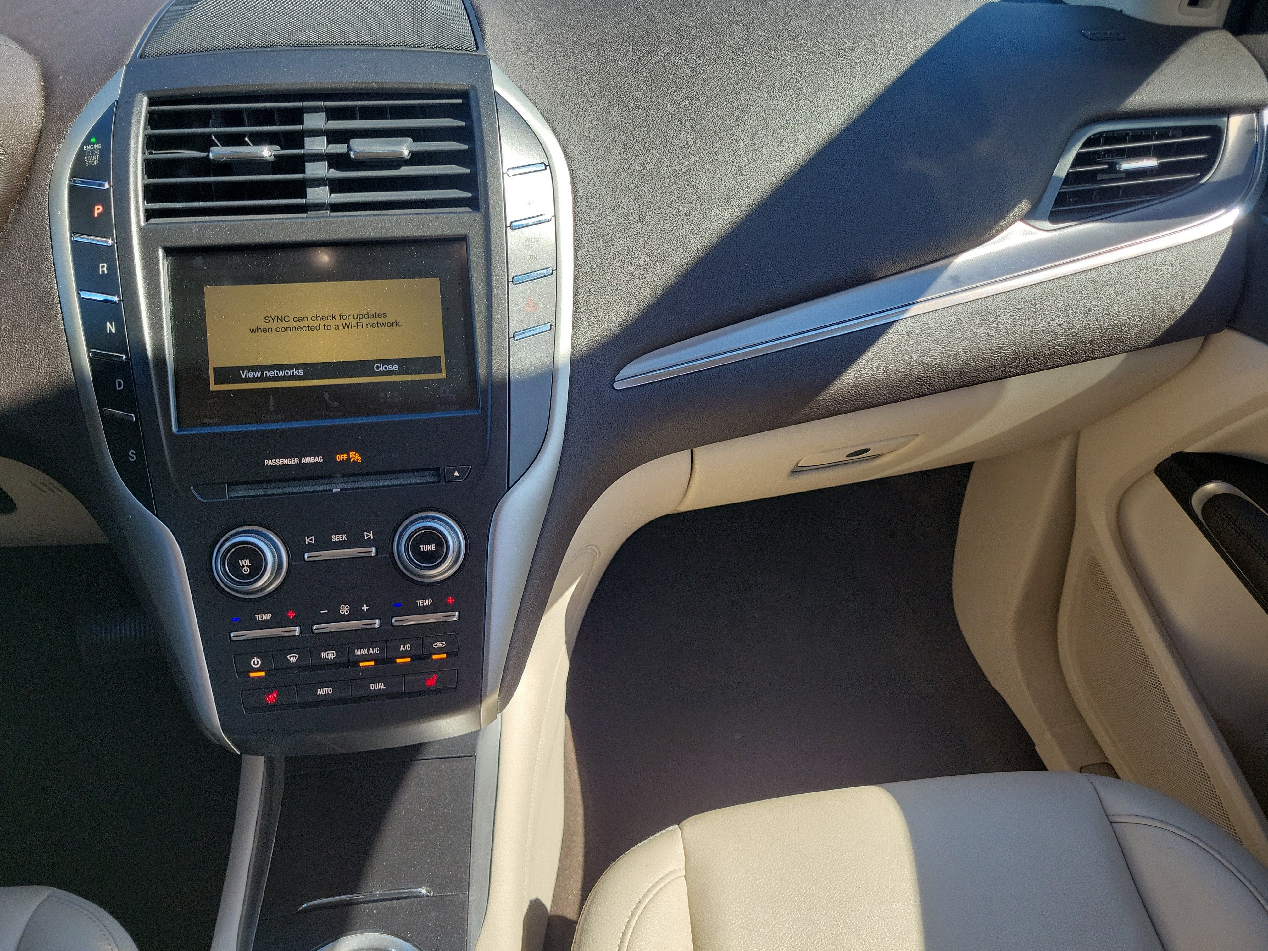 2019 Lincoln MKC Standard