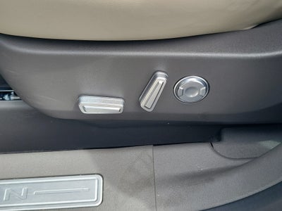 2024 Lincoln Nautilus Premiere 4WD