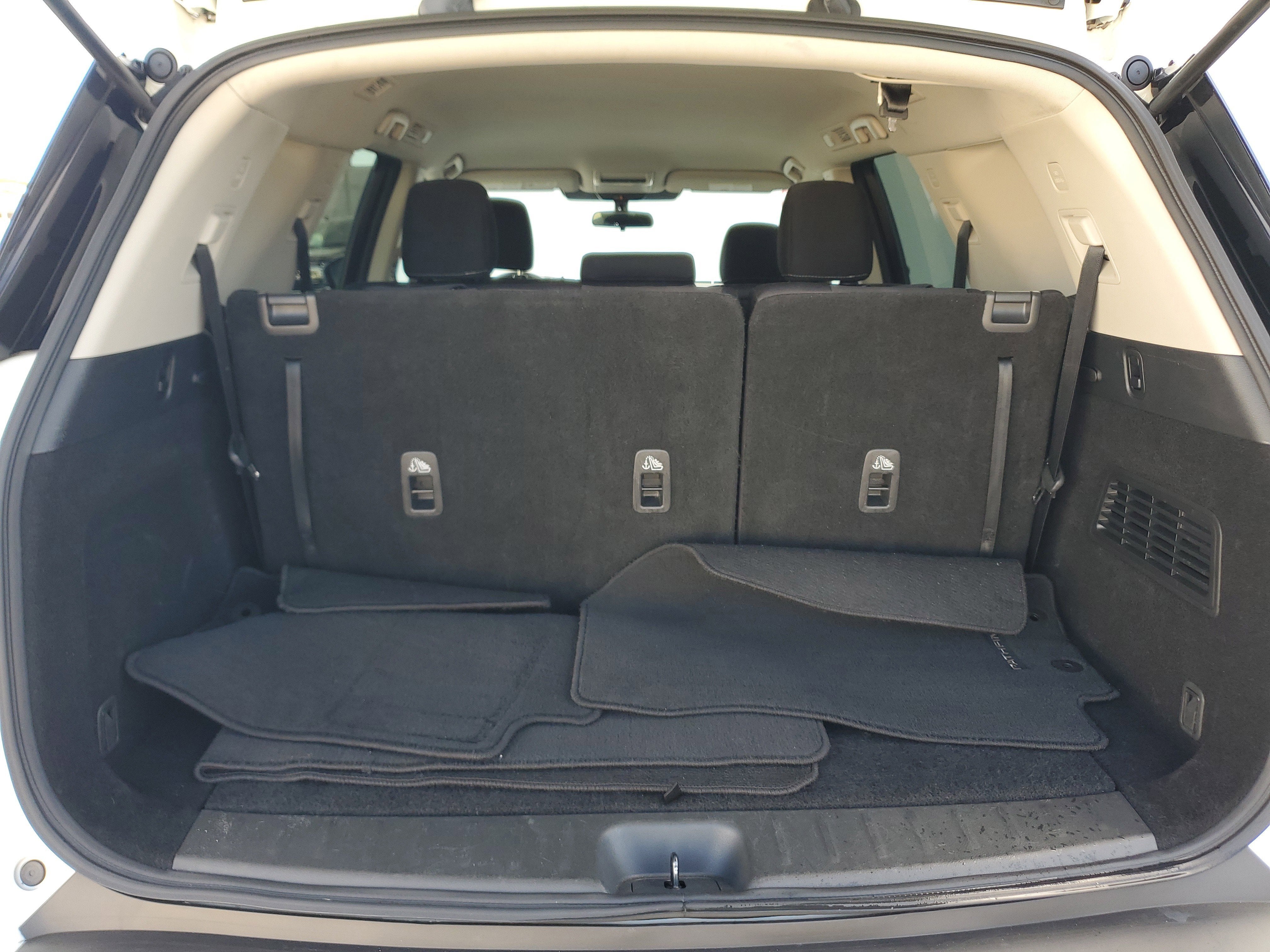 2024 Nissan Pathfinder S