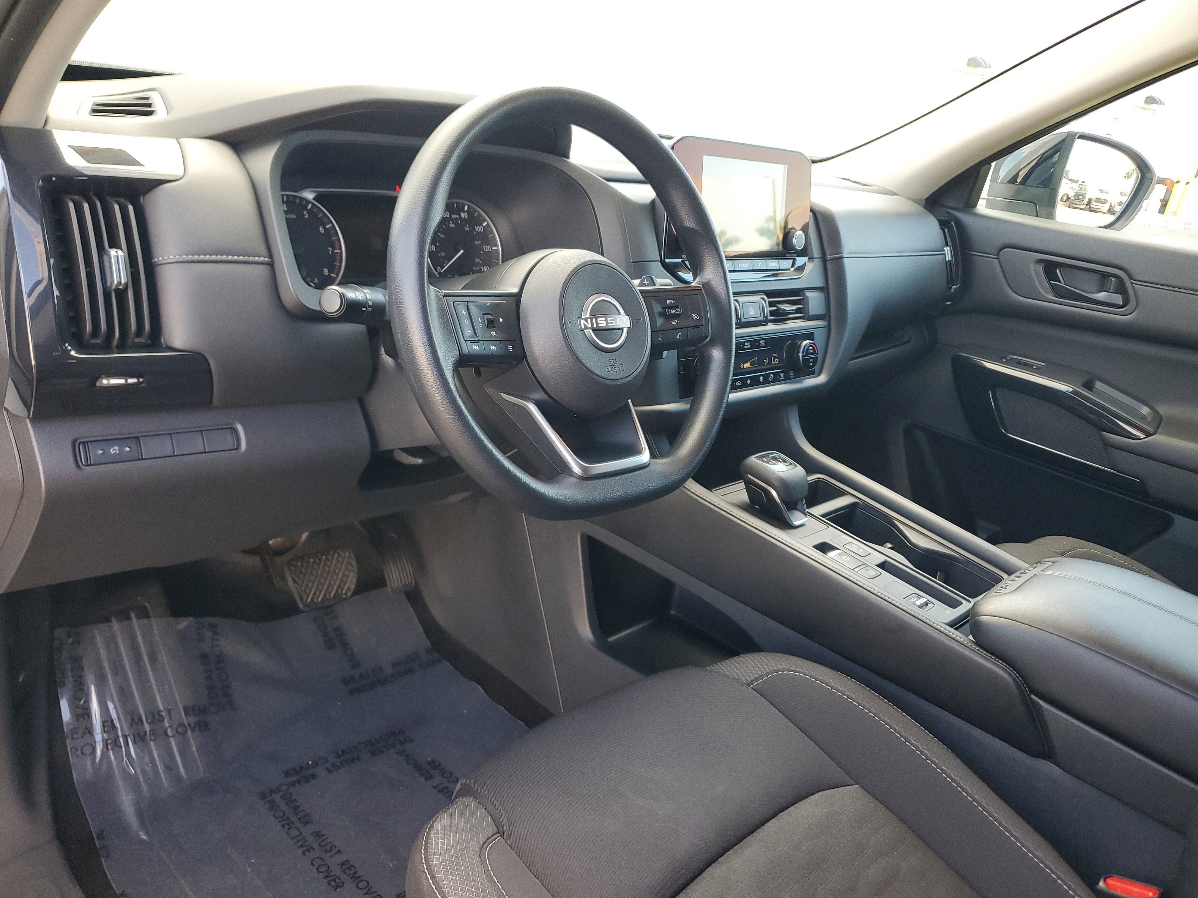 2024 Nissan Pathfinder S