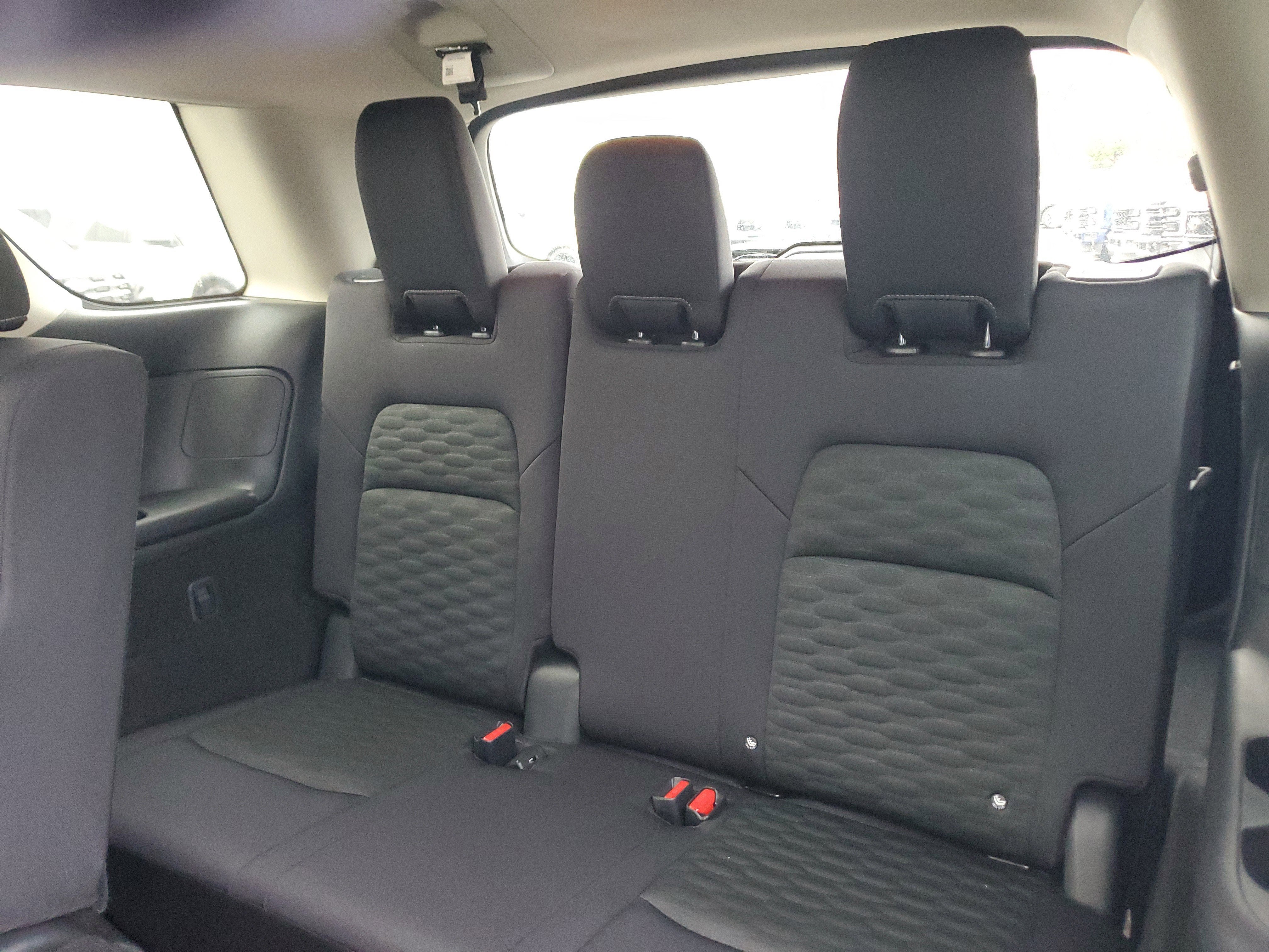 2024 Nissan Pathfinder S