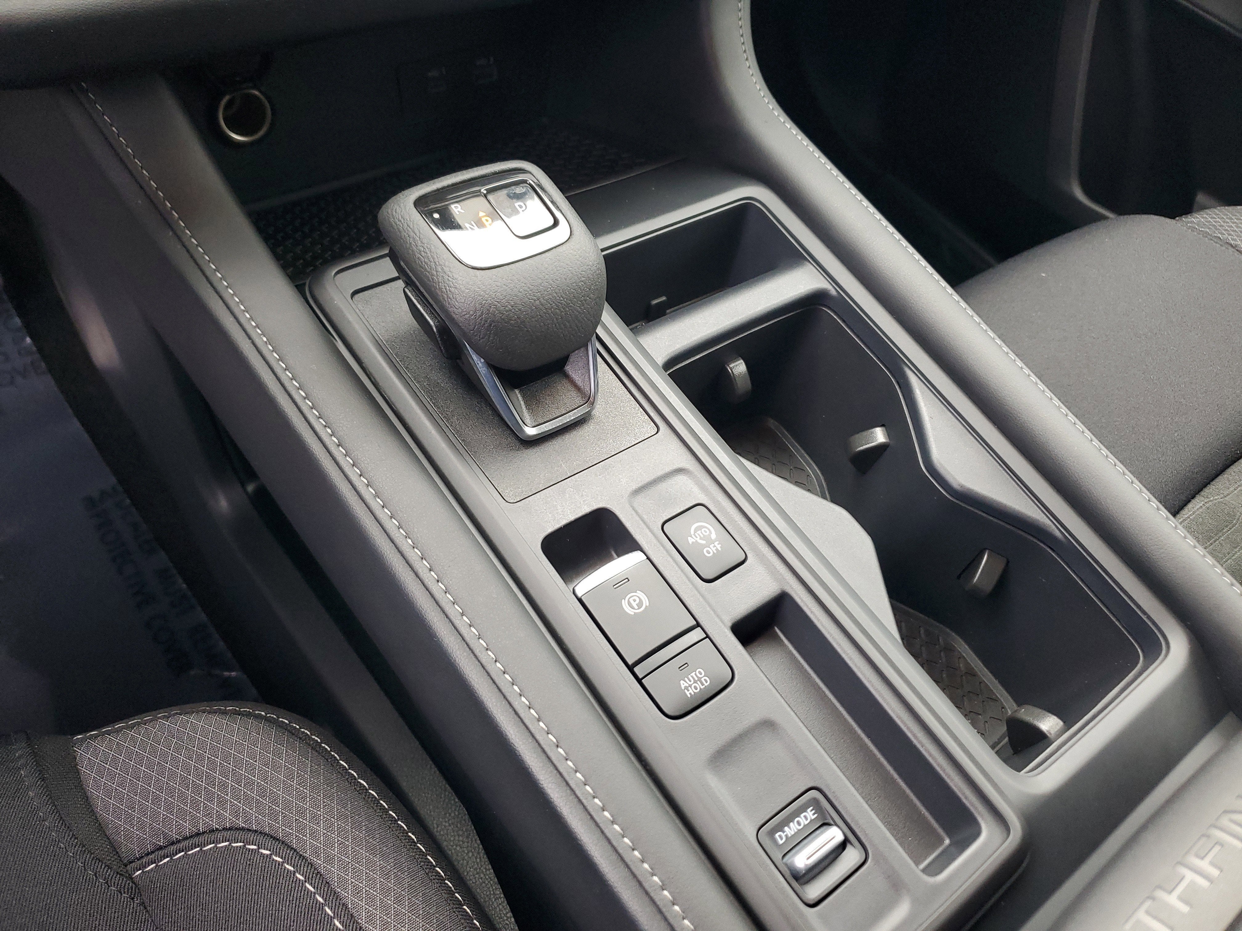 2024 Nissan Pathfinder S