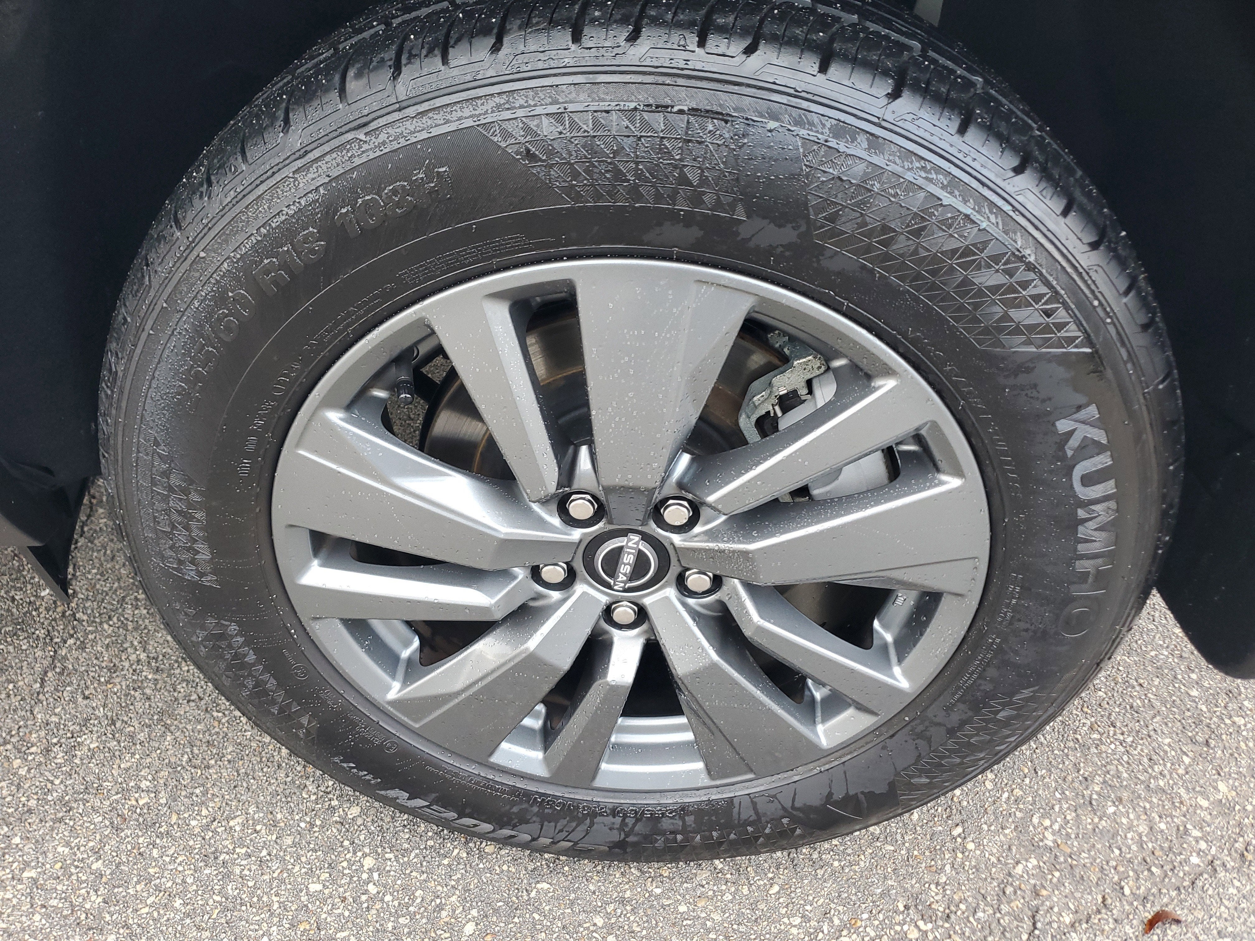 2024 Nissan Pathfinder S