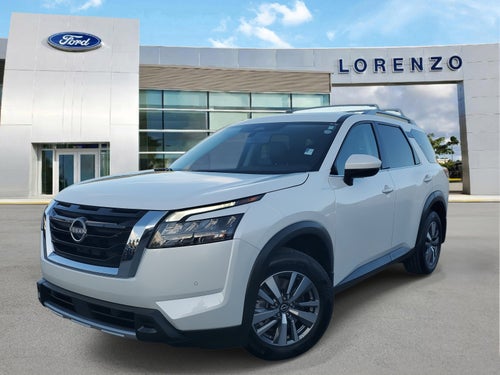 2025 Nissan Pathfinder SL