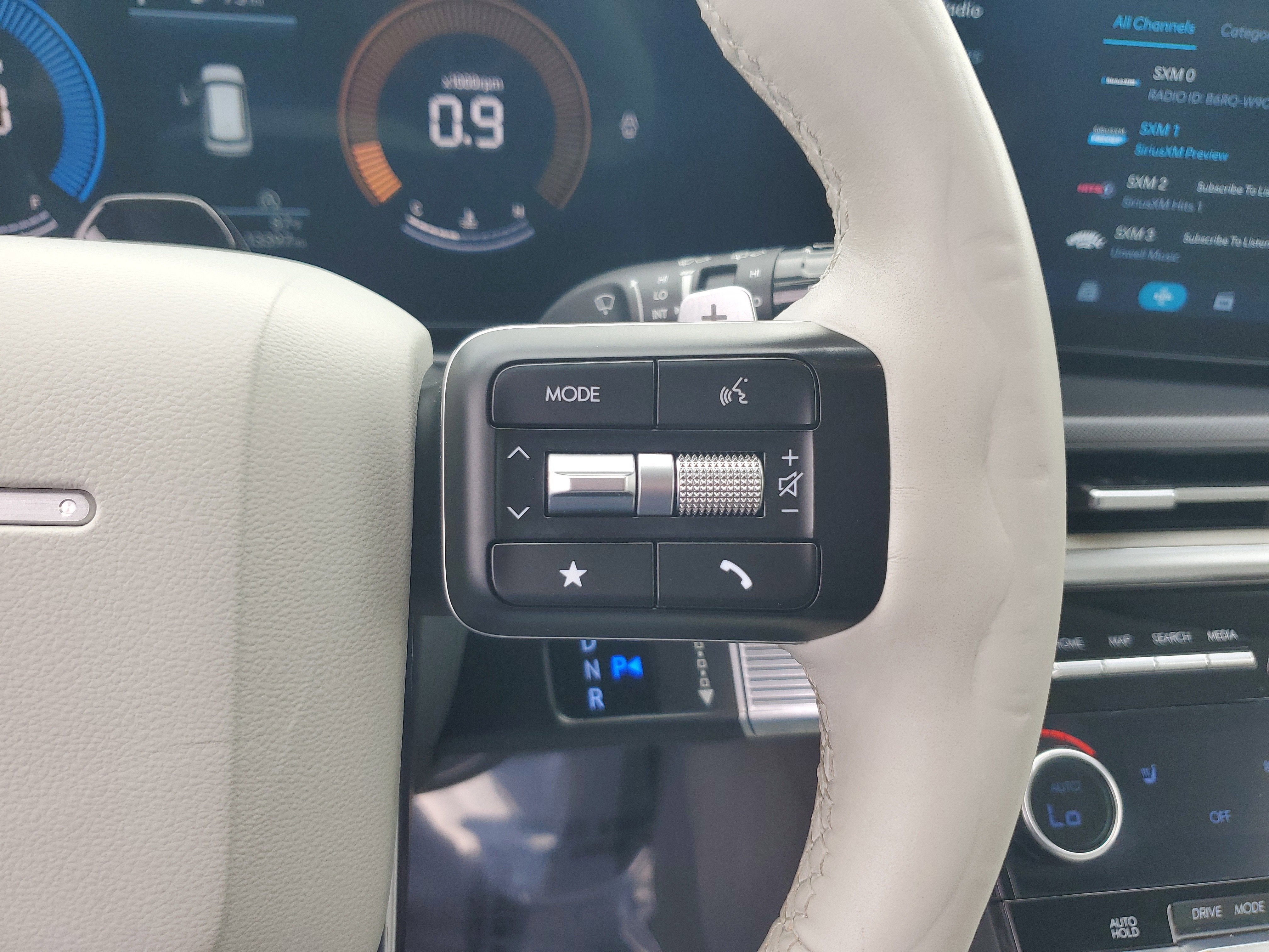 2025 Hyundai Santa Fe SEL