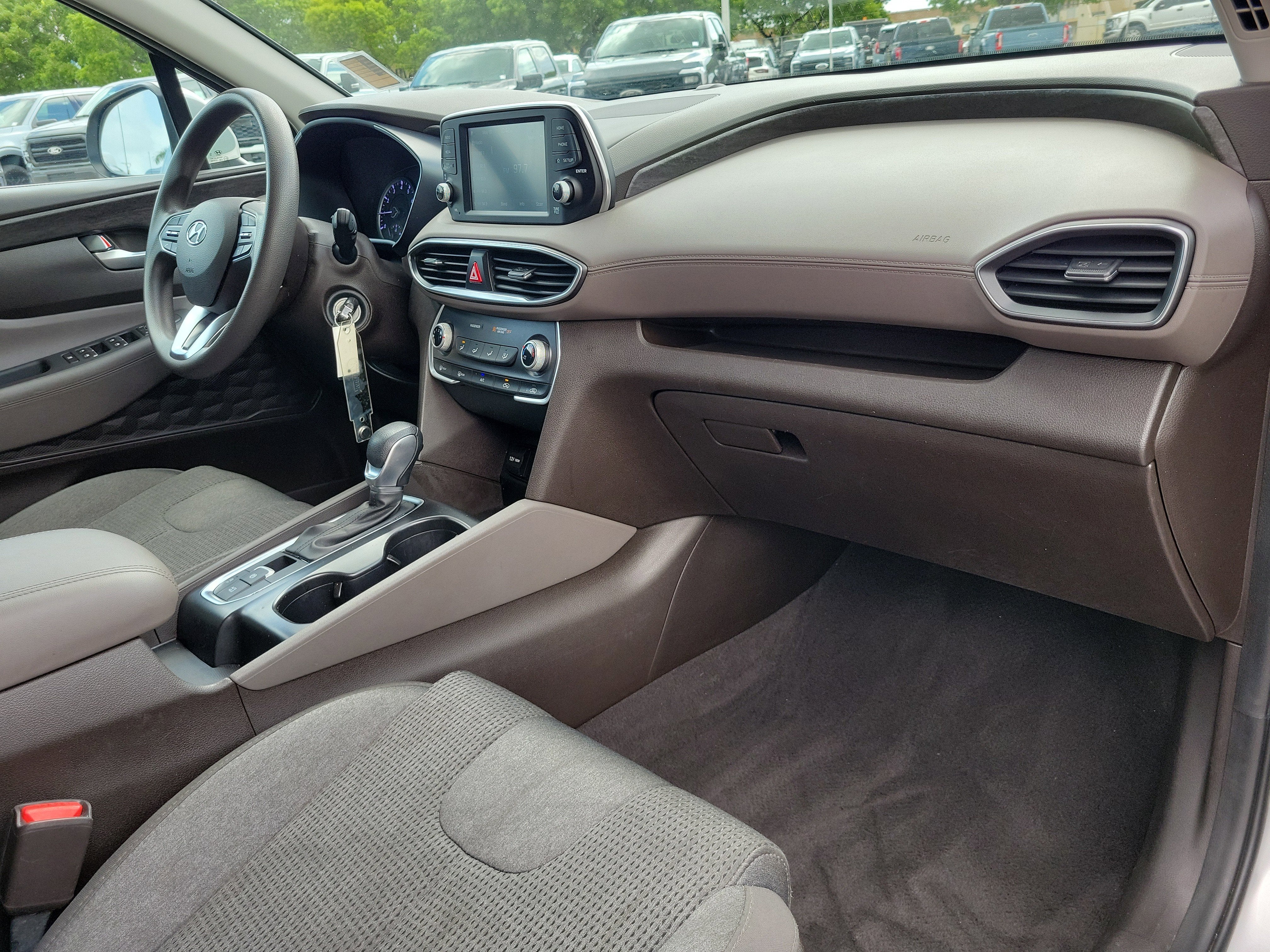 2020 Hyundai Santa Fe SE