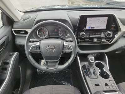 2023 Toyota Highlander LE