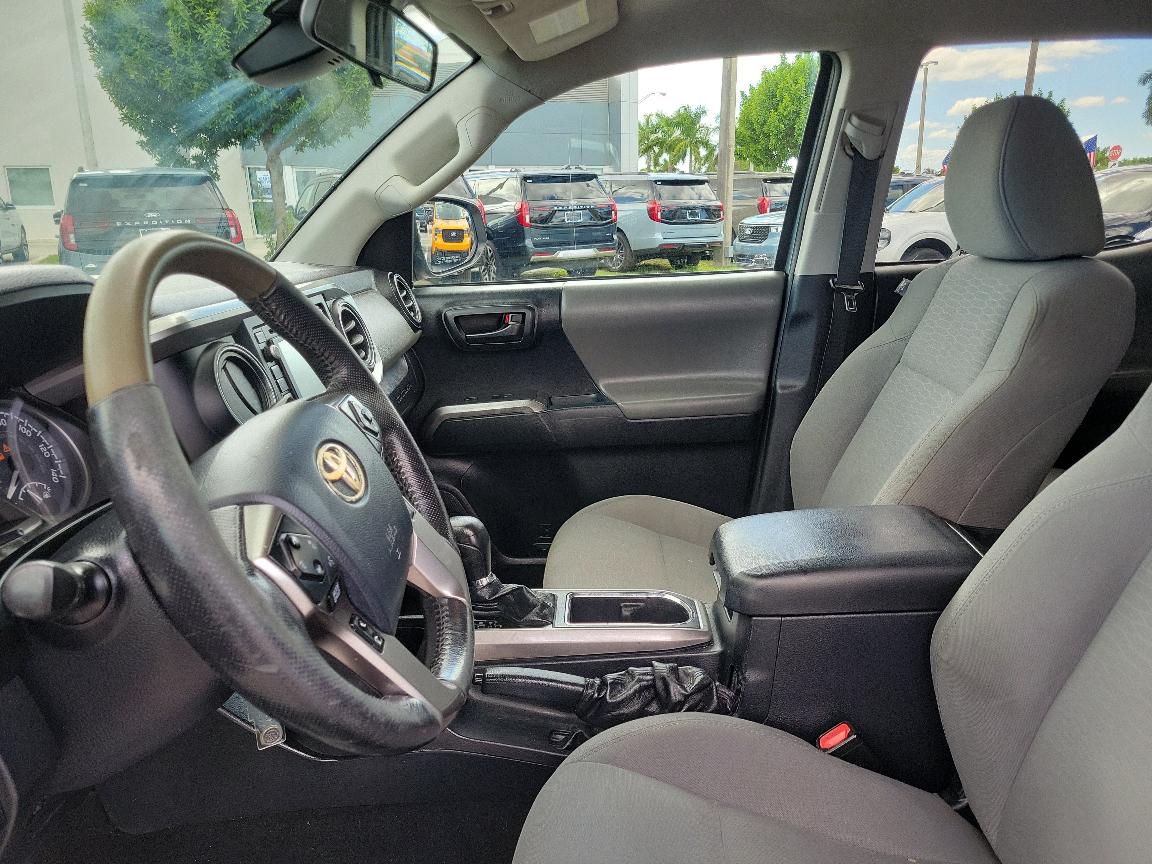 2018 Toyota Tacoma SR5