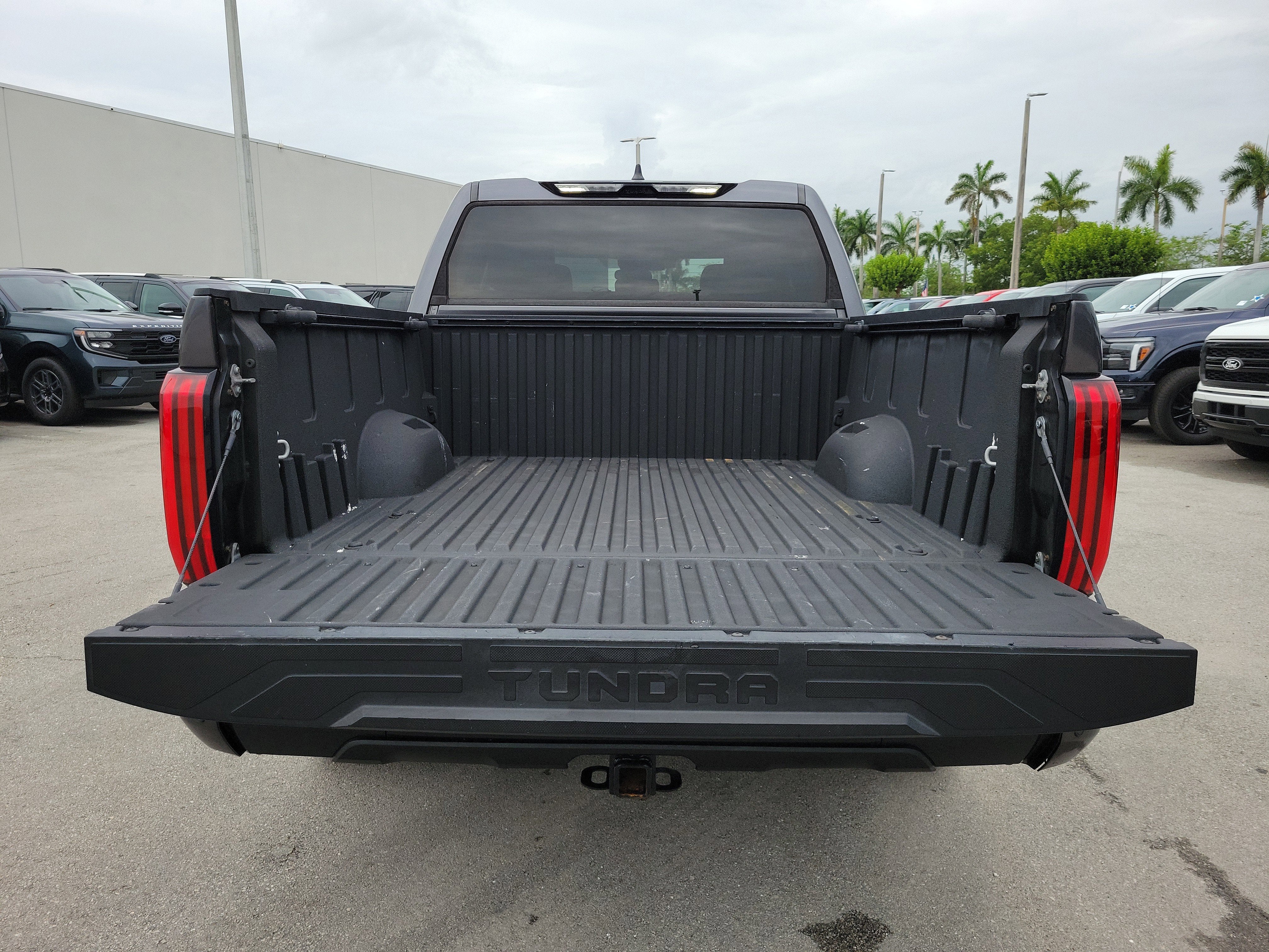 2023 Toyota Tundra 2WD SR5