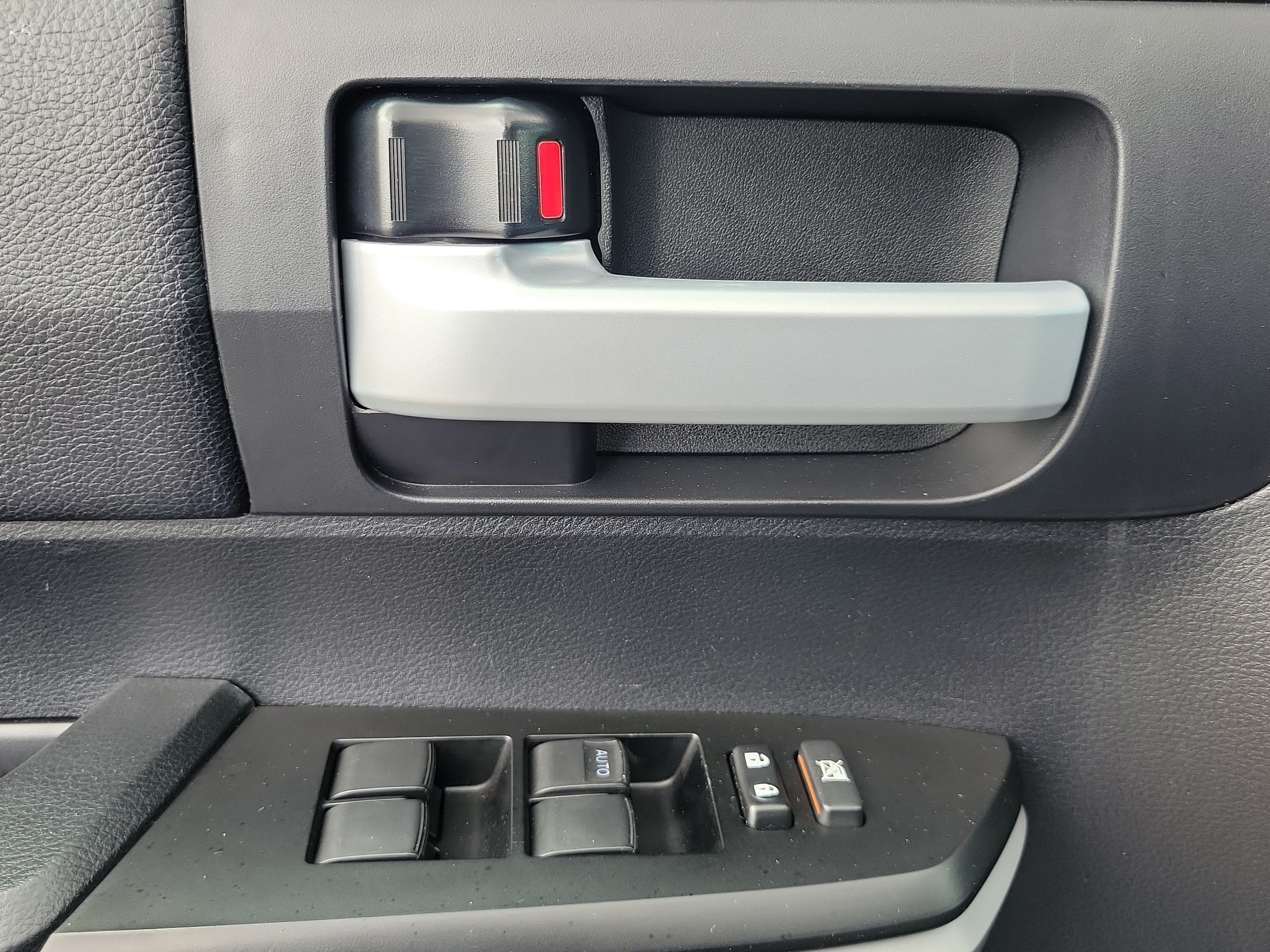2020 Toyota Tundra 4WD SR5