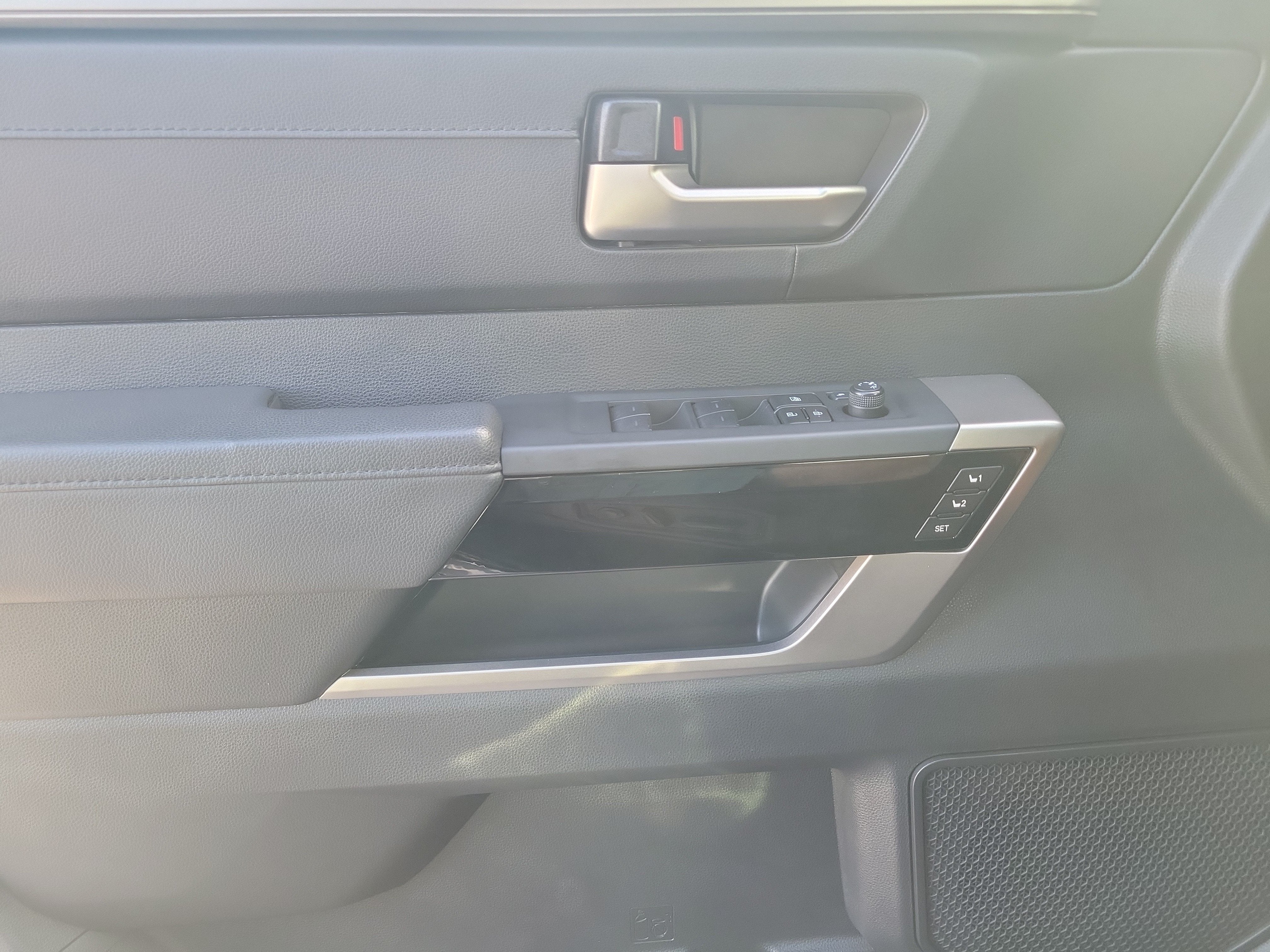 2025 Toyota Tundra 4WD Limited