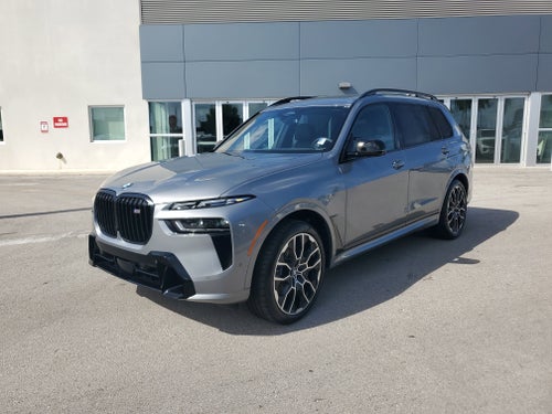 2025 BMW X7 M60i