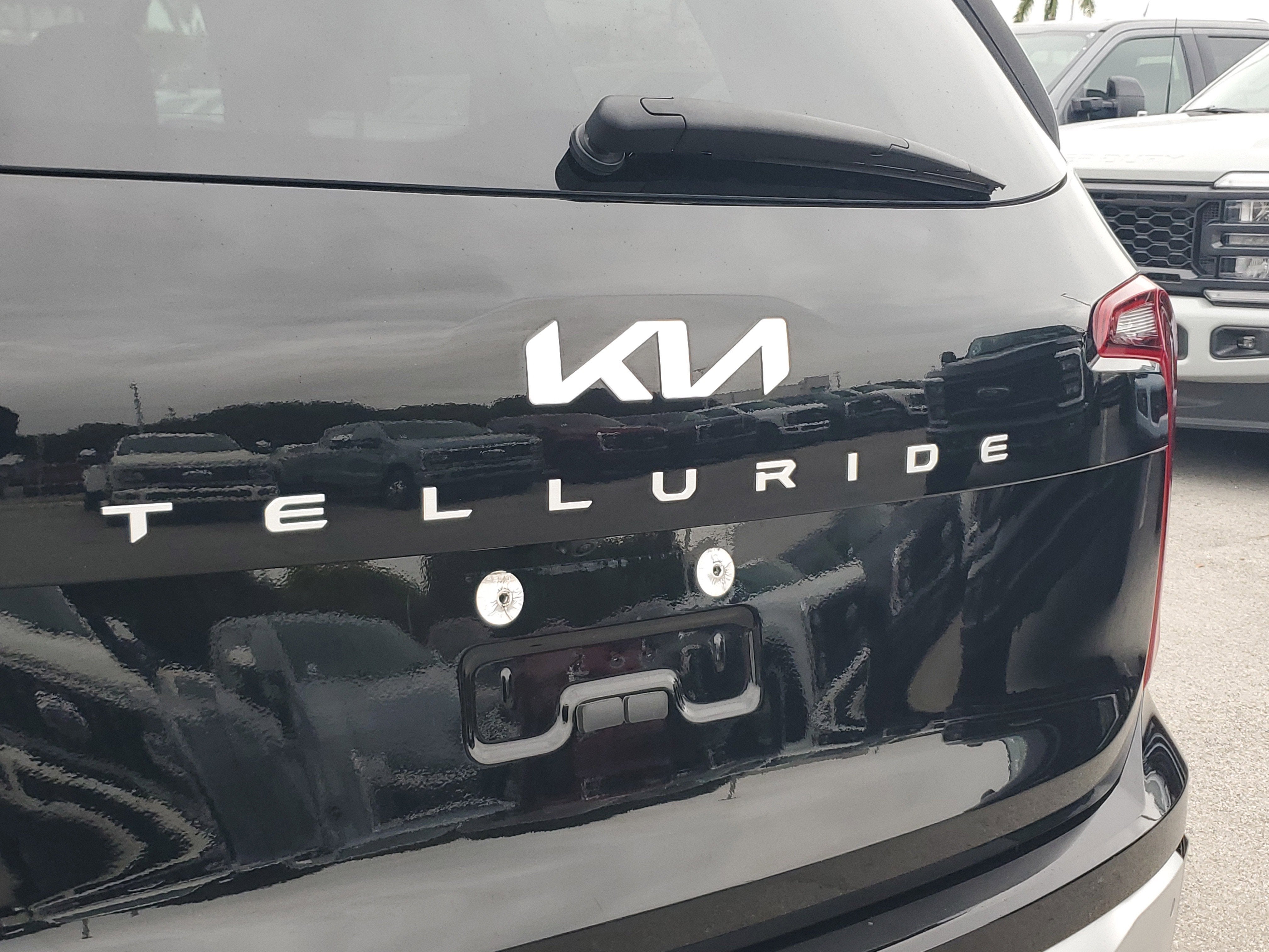 2024 Kia Telluride LX