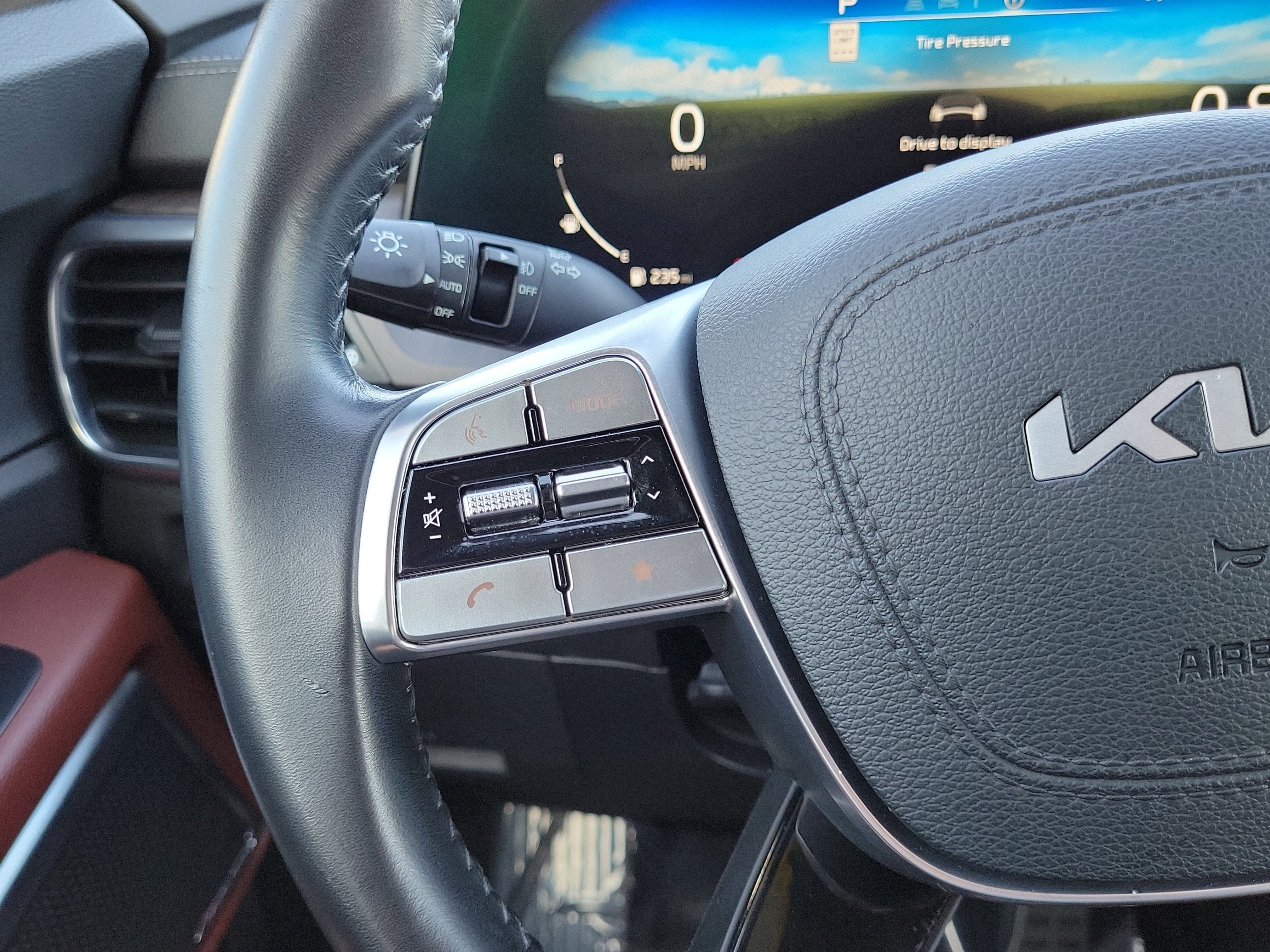 2023 Kia Telluride SX