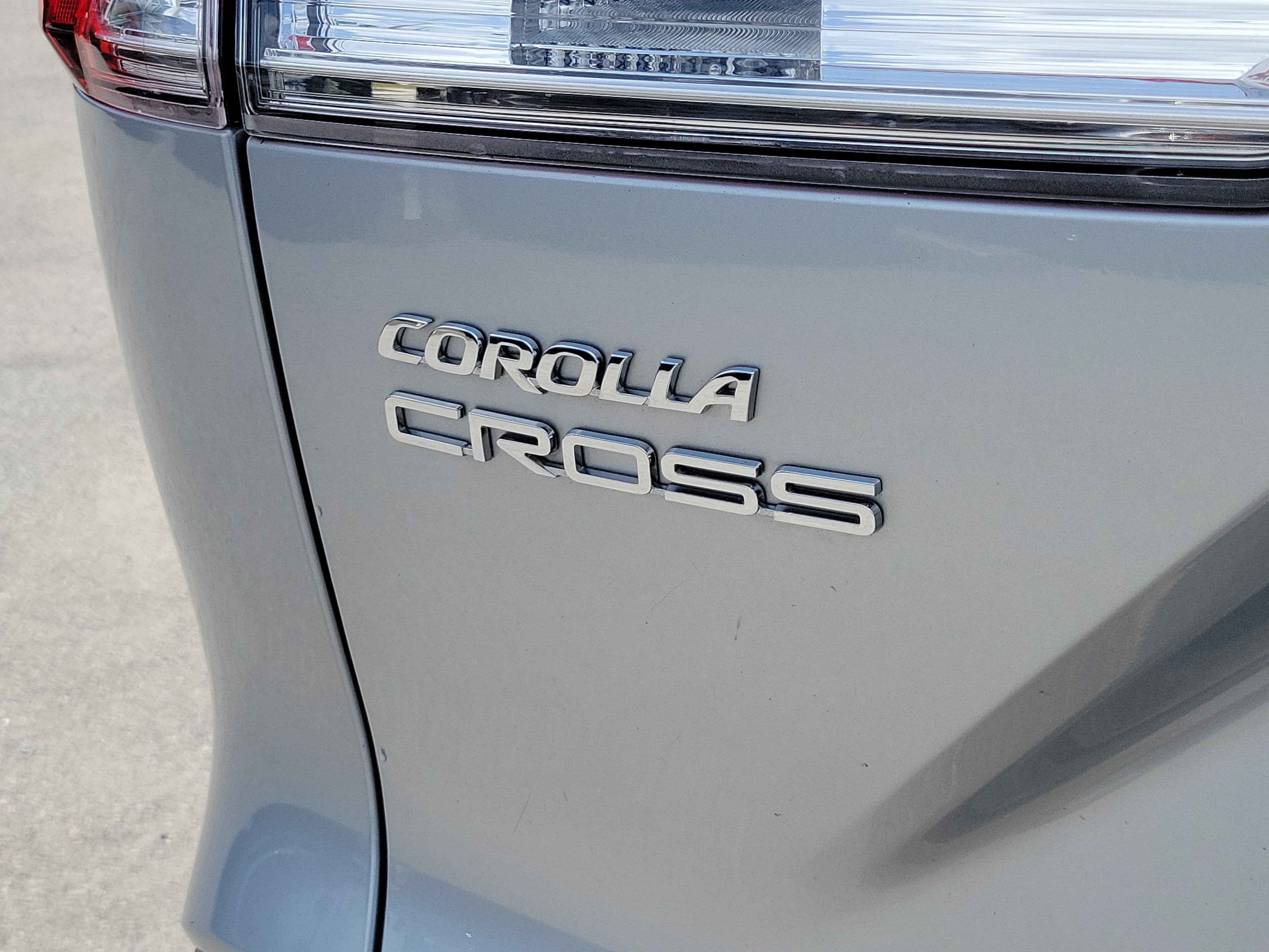 2024 Toyota Corolla Cross LE