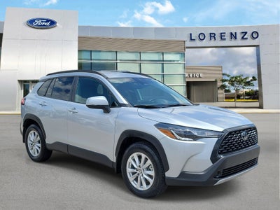 2024 Toyota Corolla Cross LE
