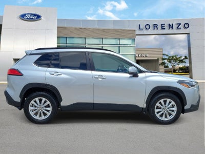 2024 Toyota Corolla Cross LE