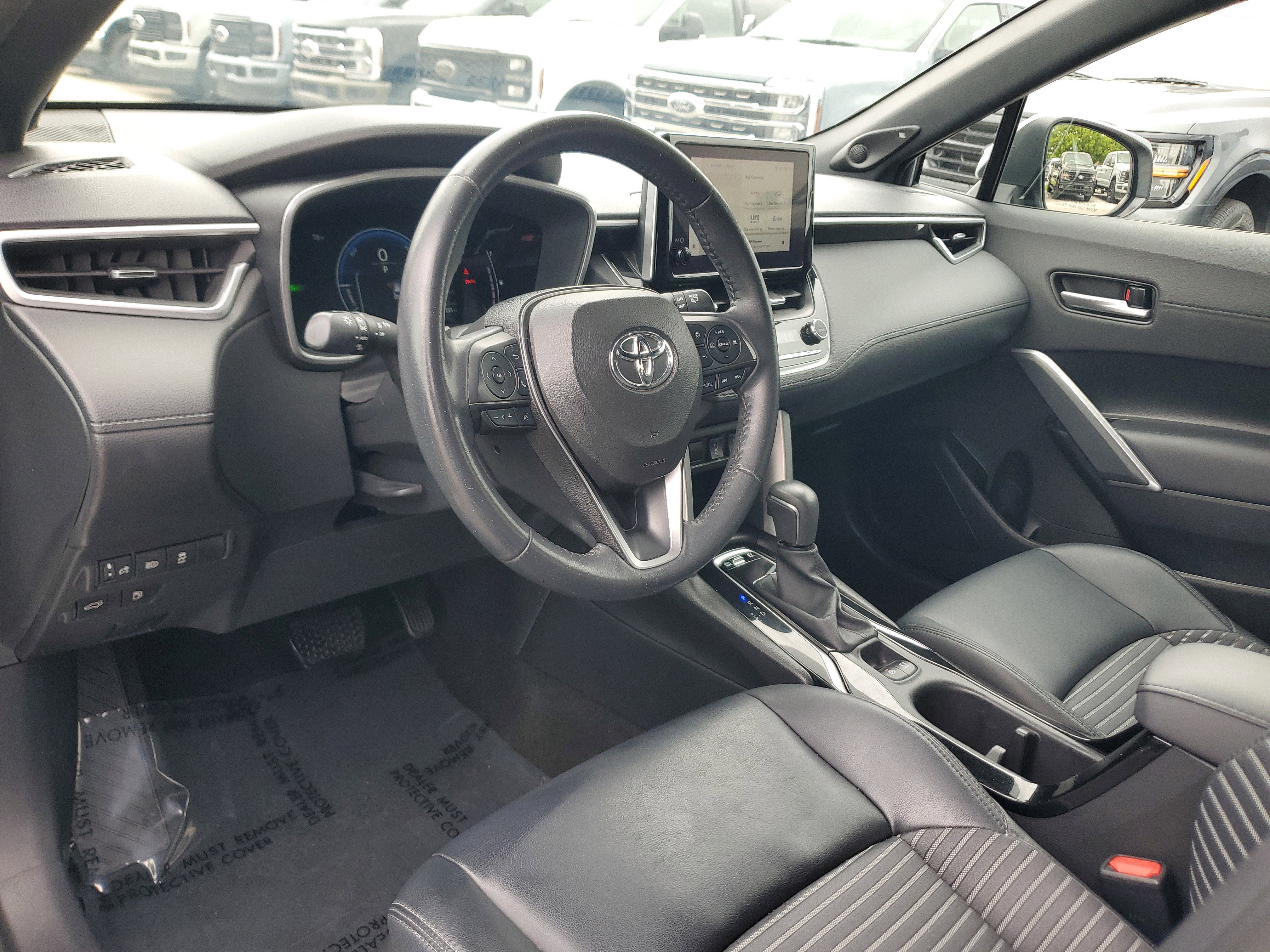 2023 Toyota Corolla Cross Hybrid XSE 4WD