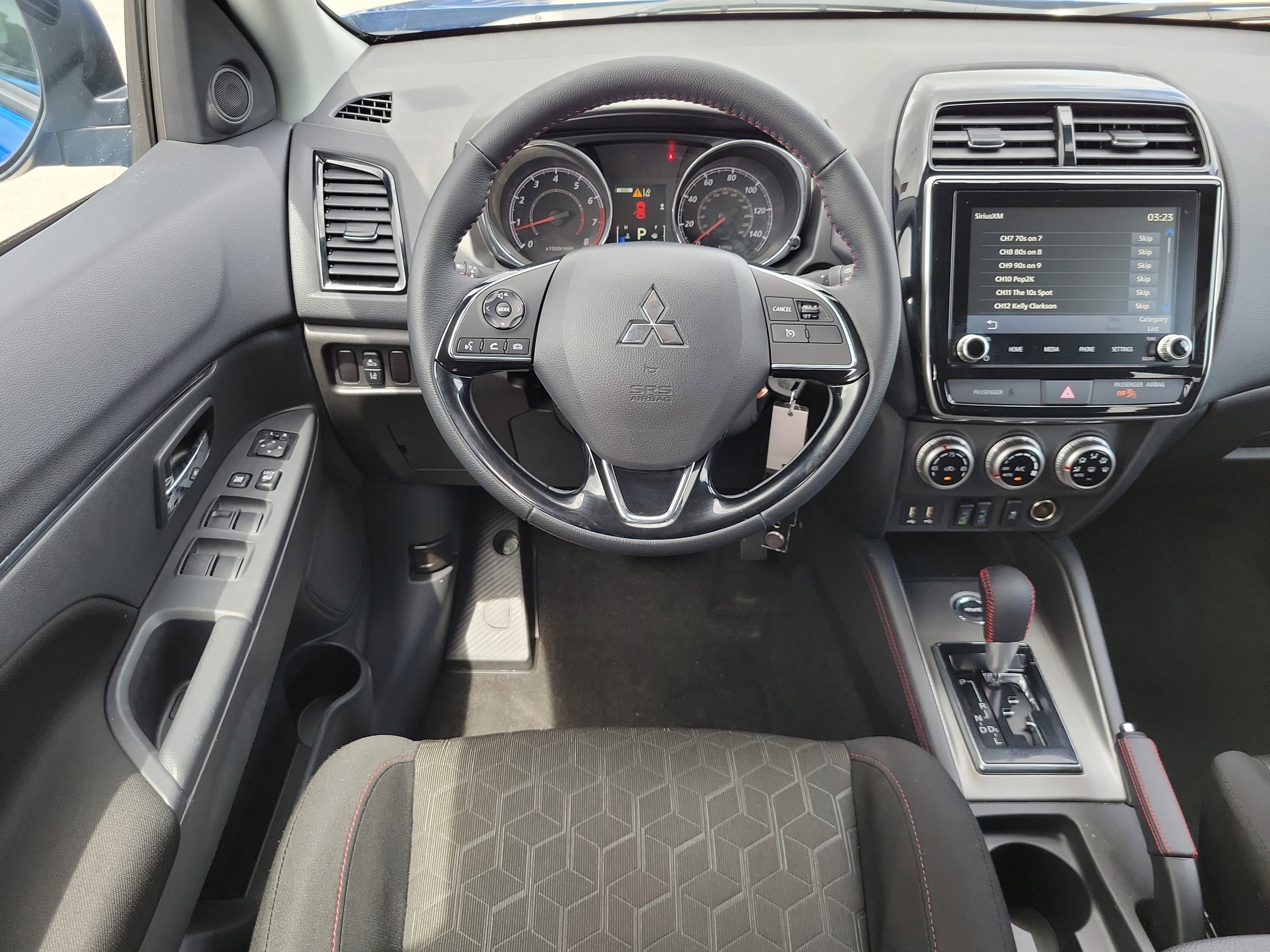 2025 Mitsubishi Outlander Sport LE