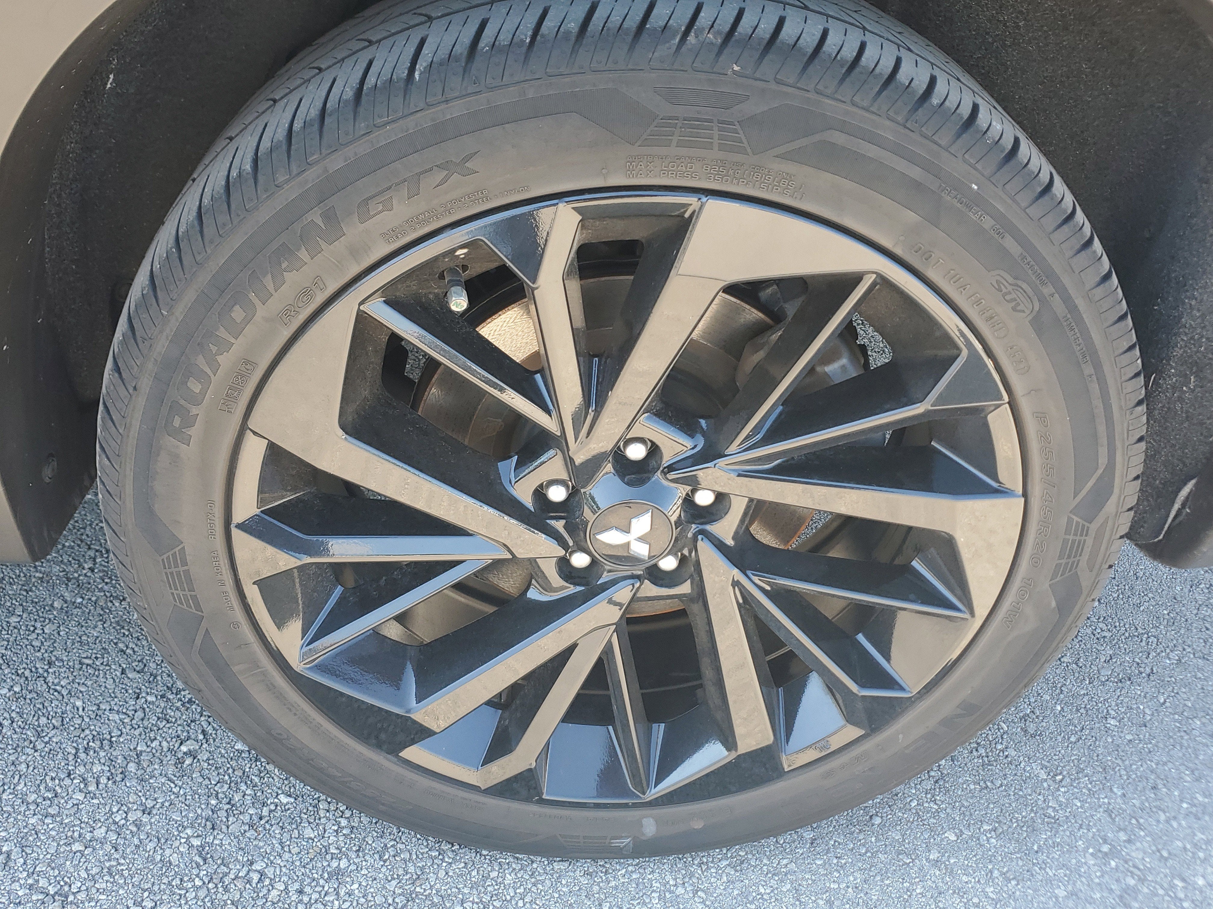 2022 Mitsubishi Outlander Black Edition