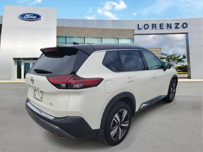 2022 Nissan Rogue SL