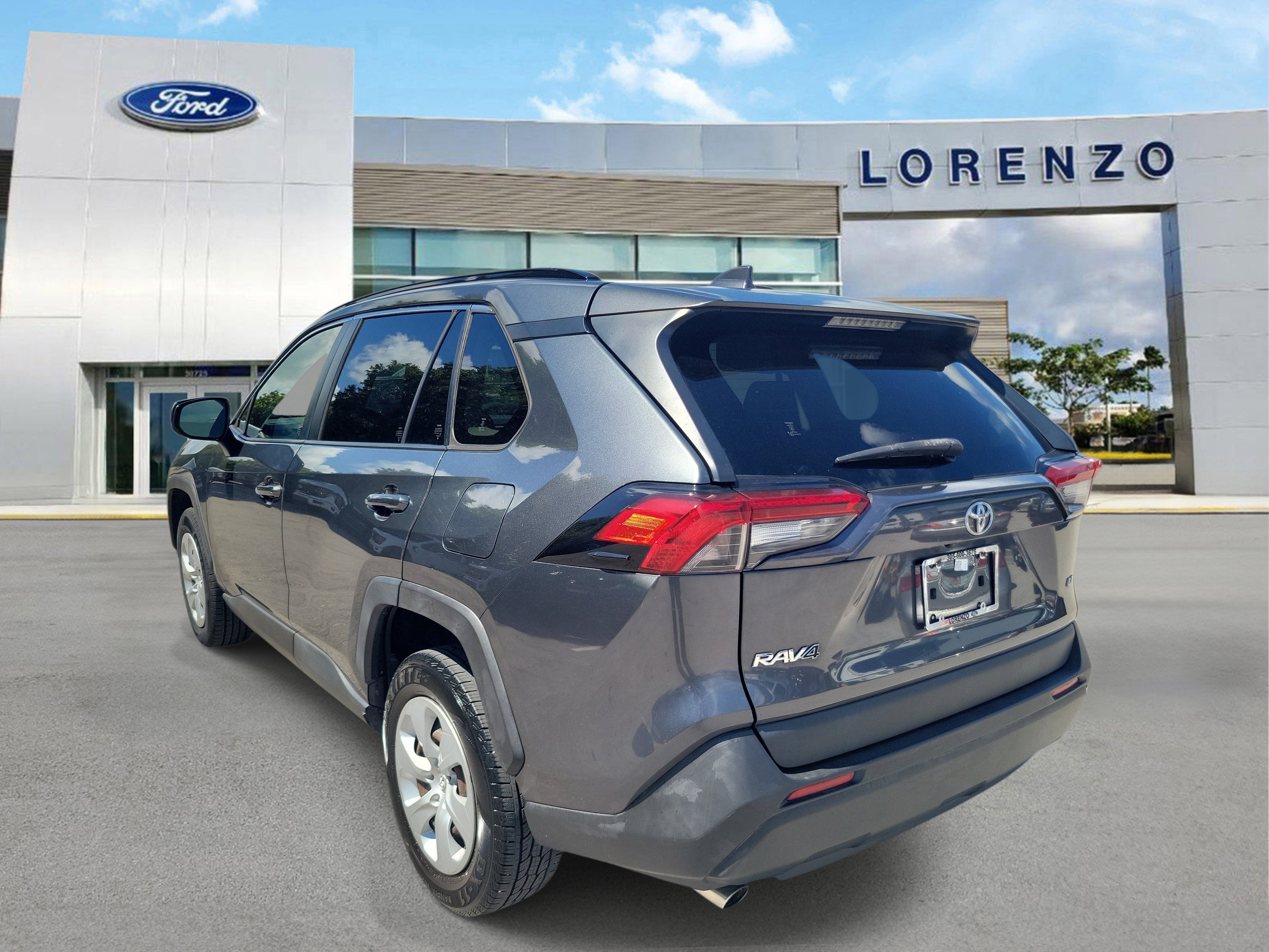 2019 Toyota RAV4 LE