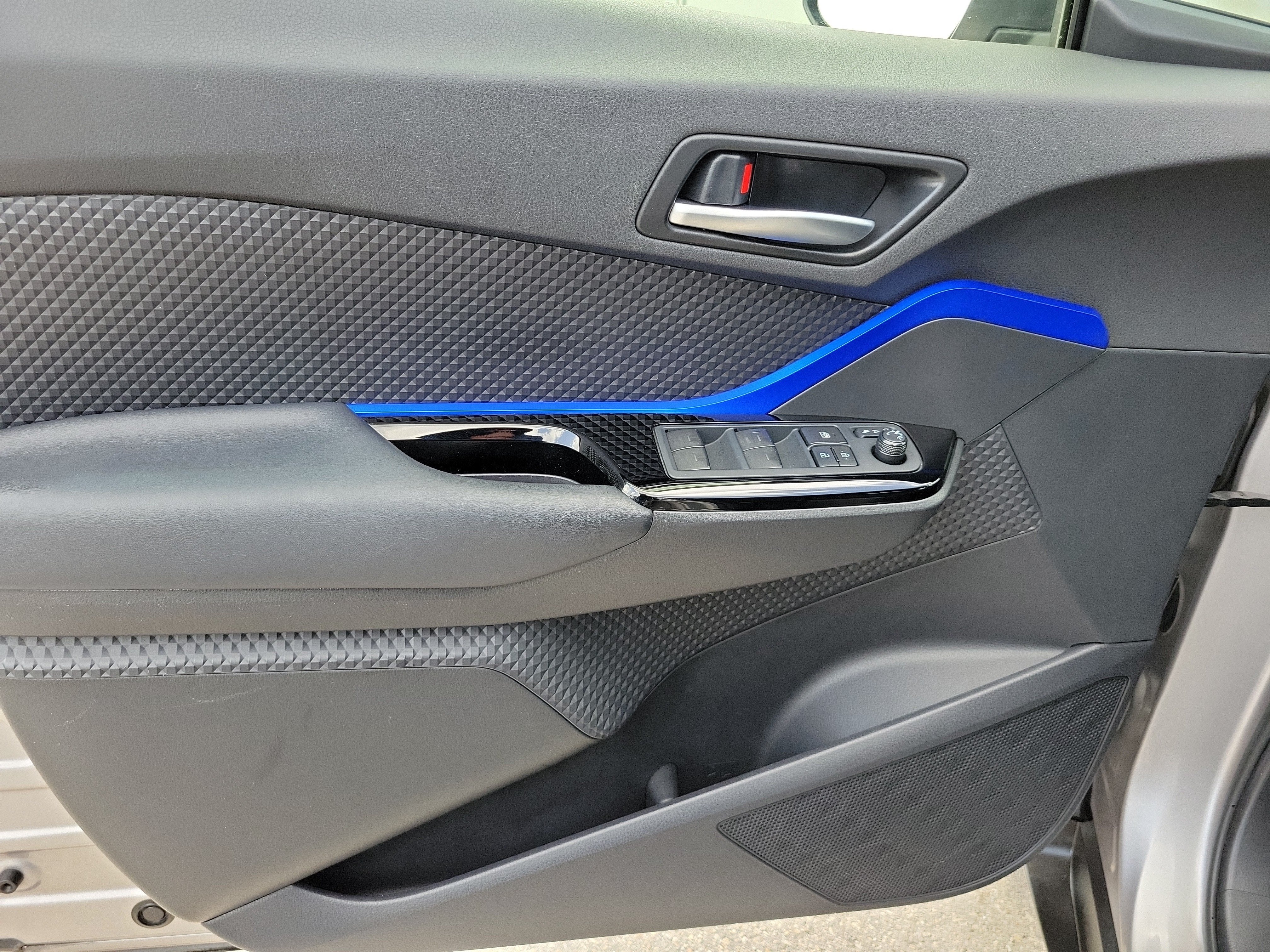 2020 Toyota C-HR XLE