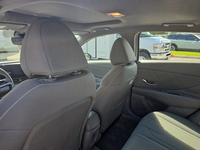 2024 Hyundai Elantra SEL