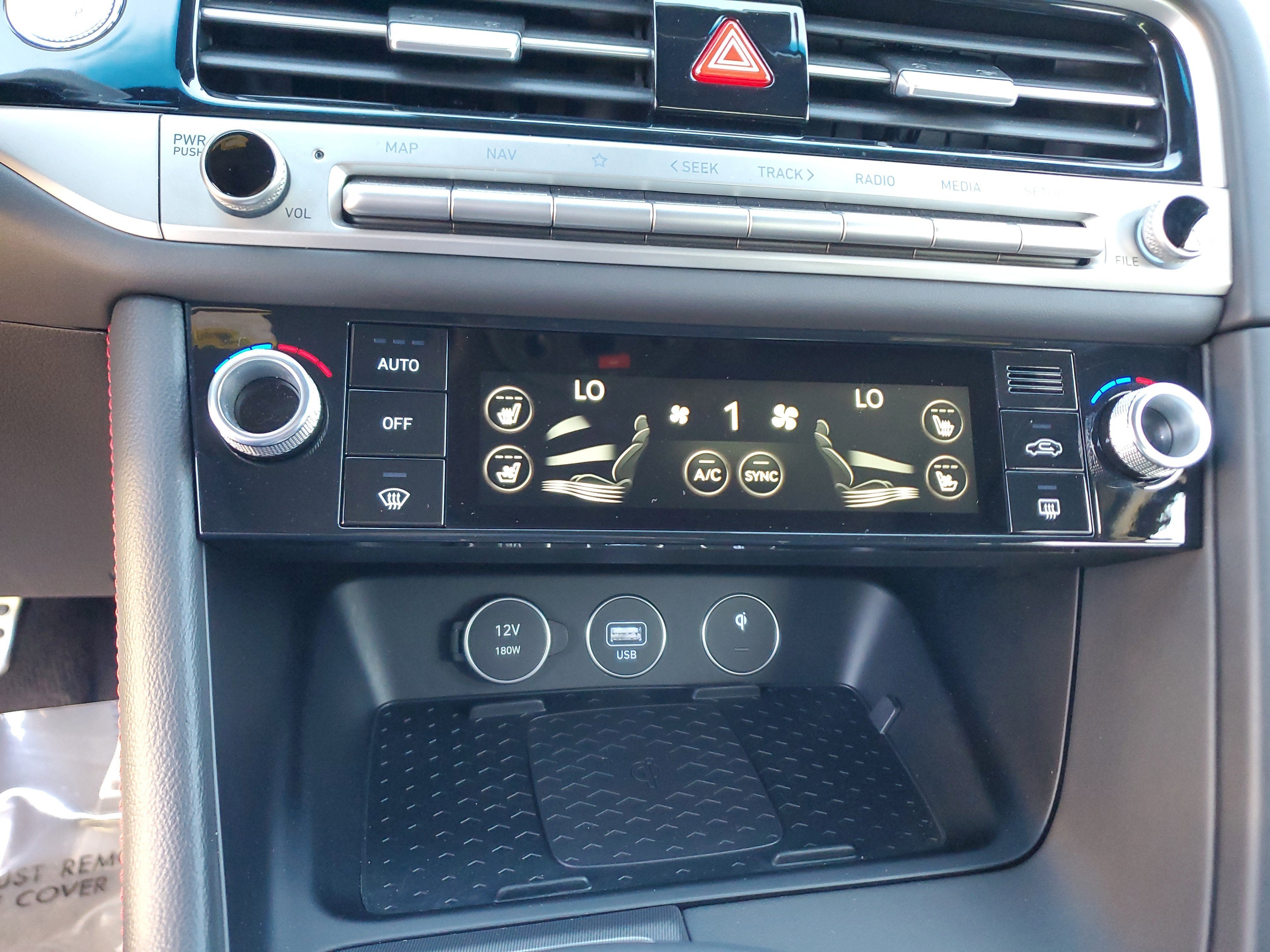 2024 Genesis G70 2.5T