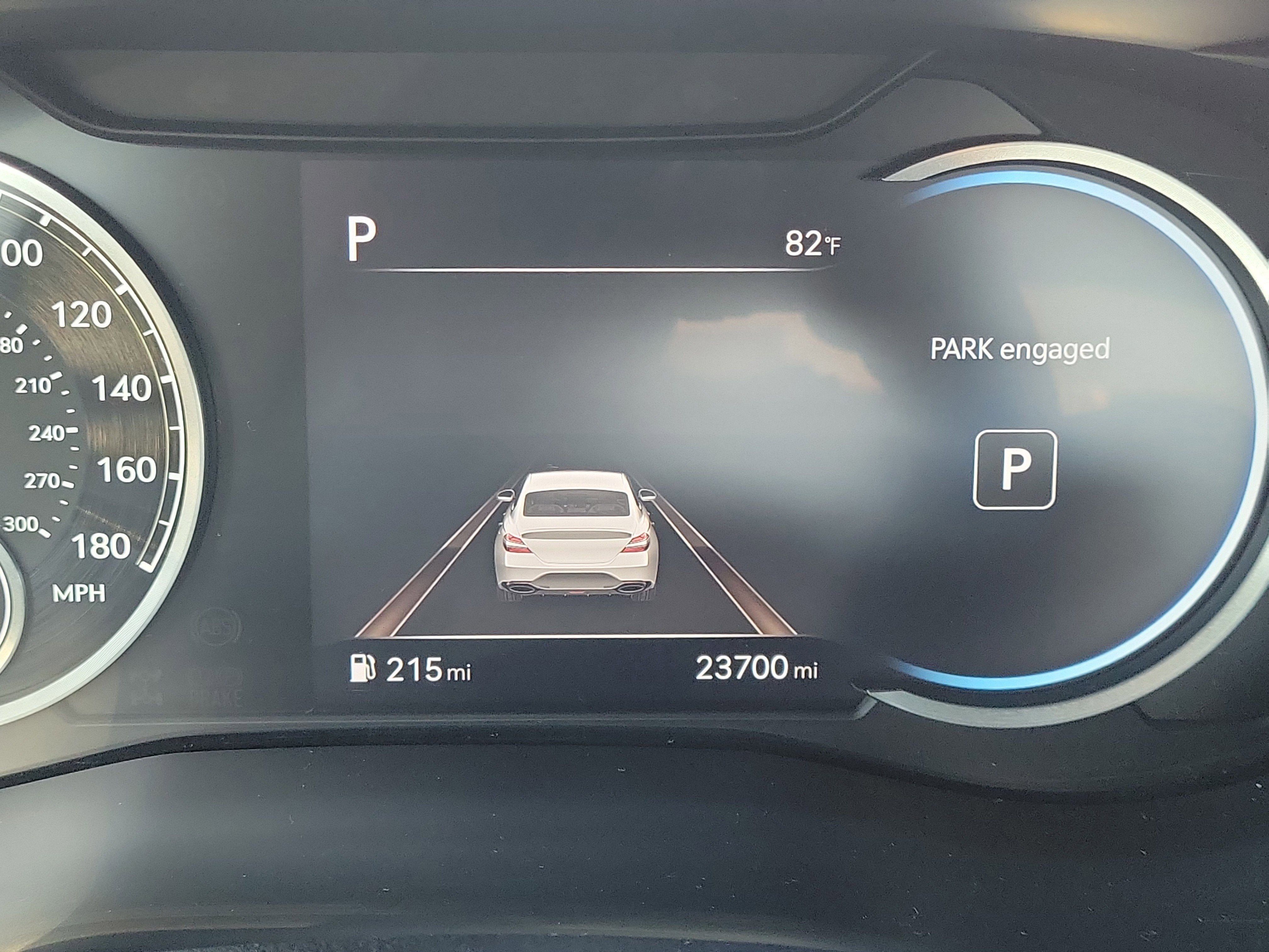 2023 Genesis G70 2.0T