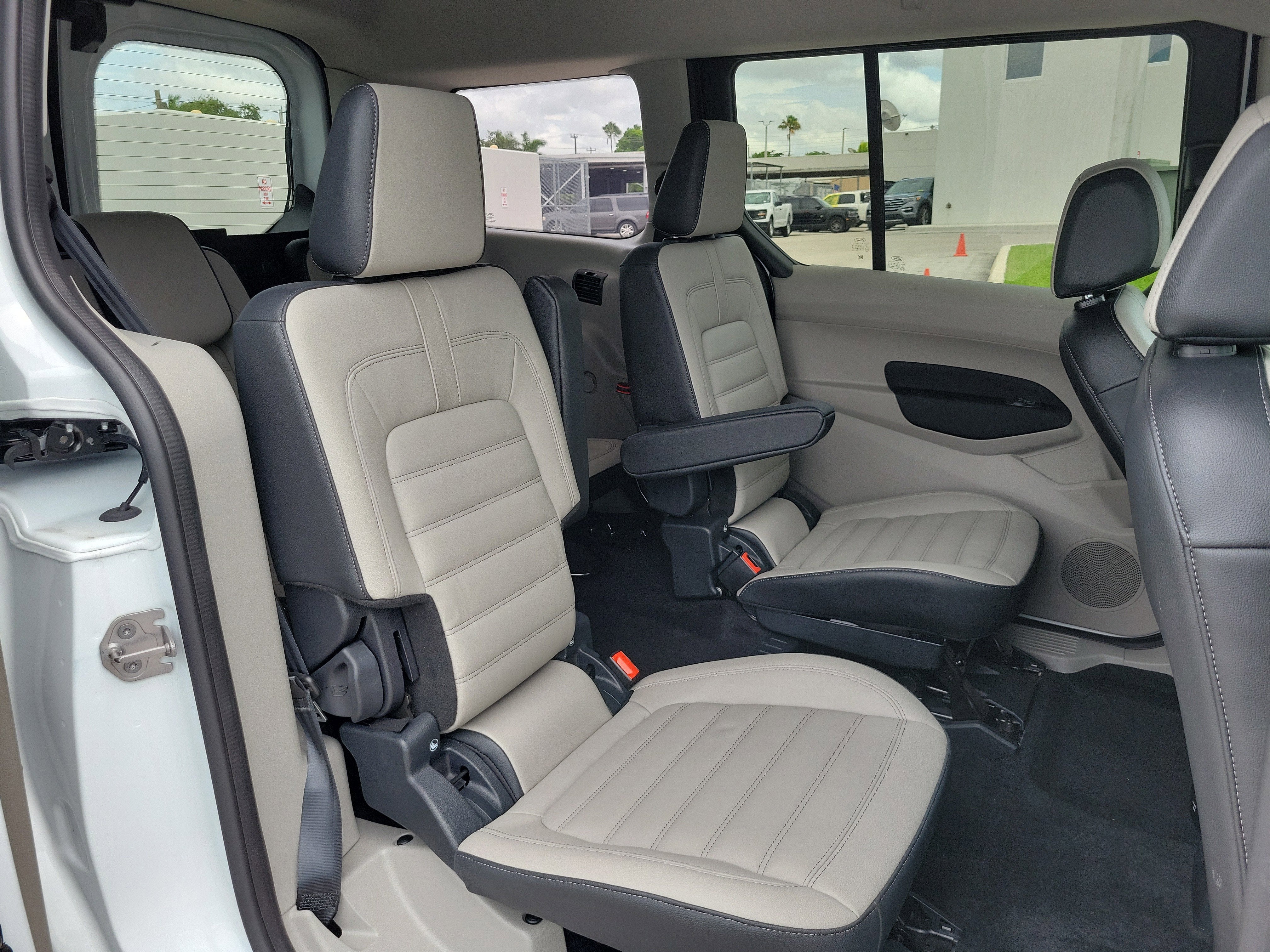 2023 Ford Transit Connect Wagon XLT