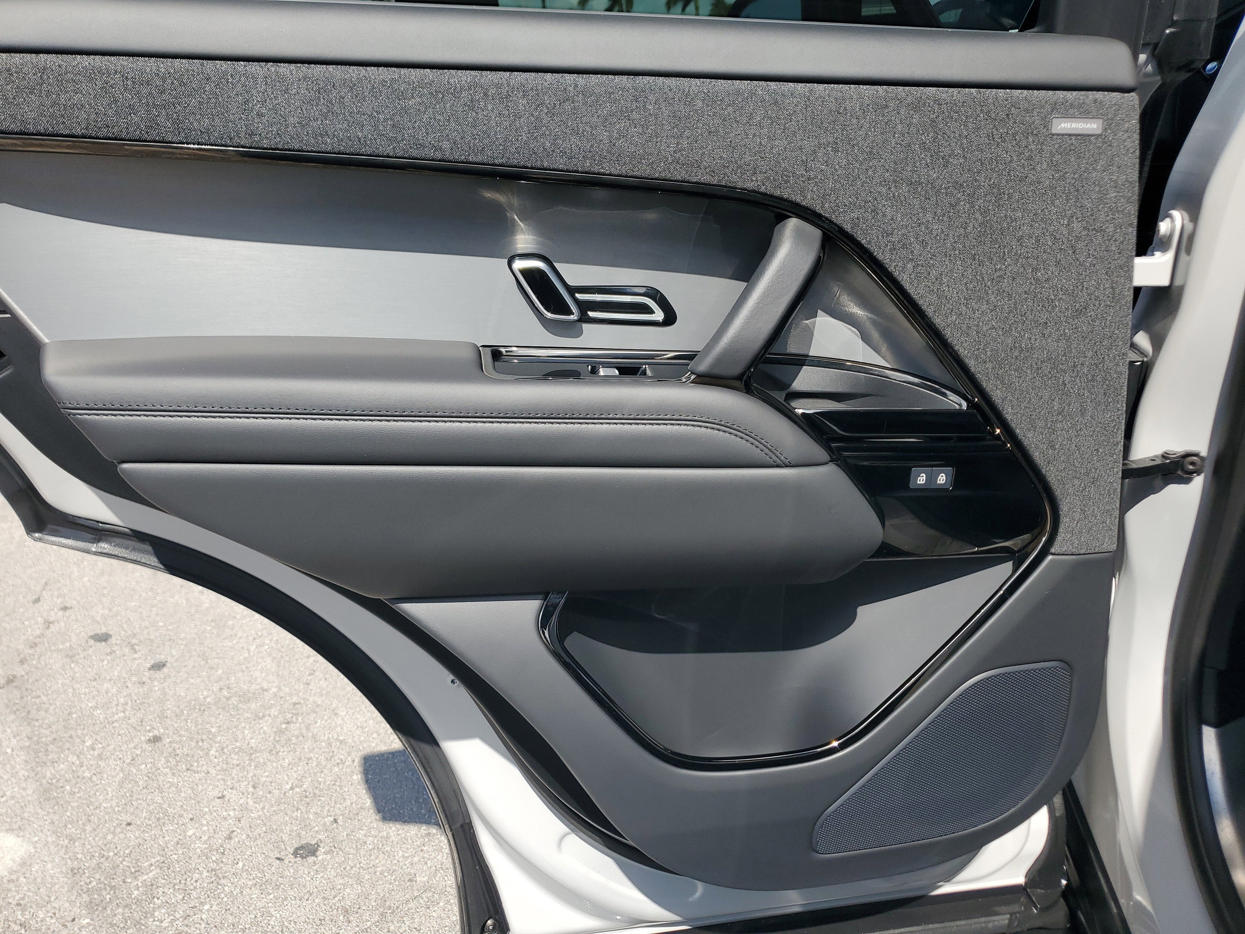 2024 Land Rover Range Rover Sport SE