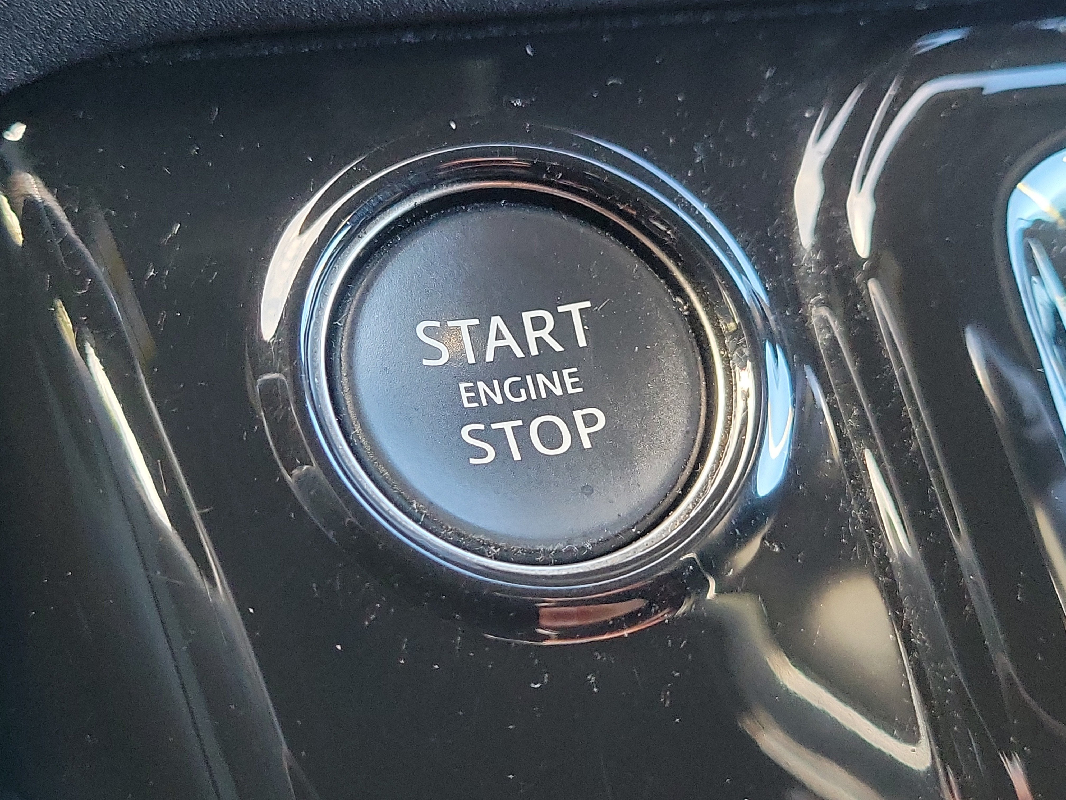 2023 Land Rover Defender Standard