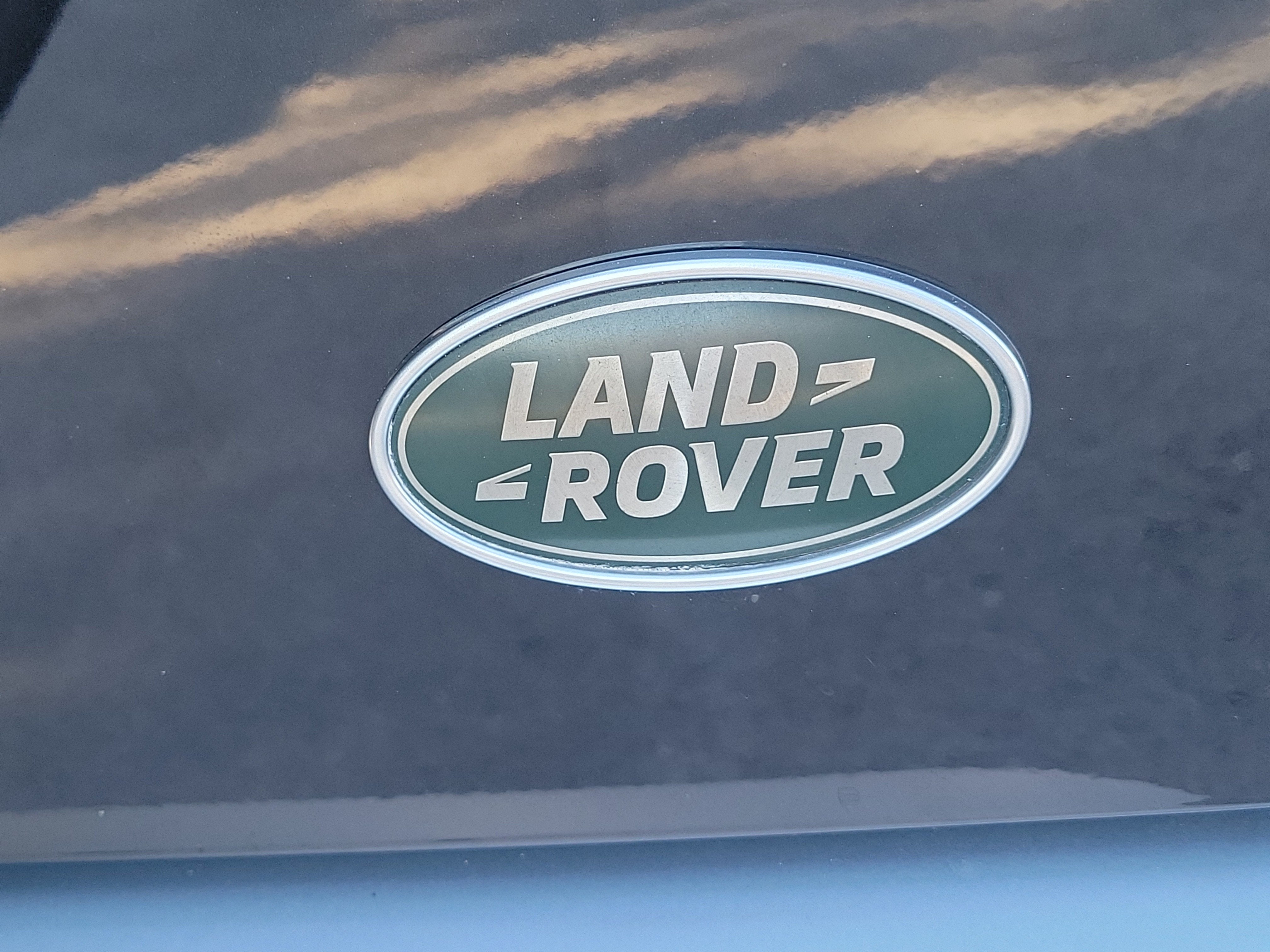 2023 Land Rover Defender Standard