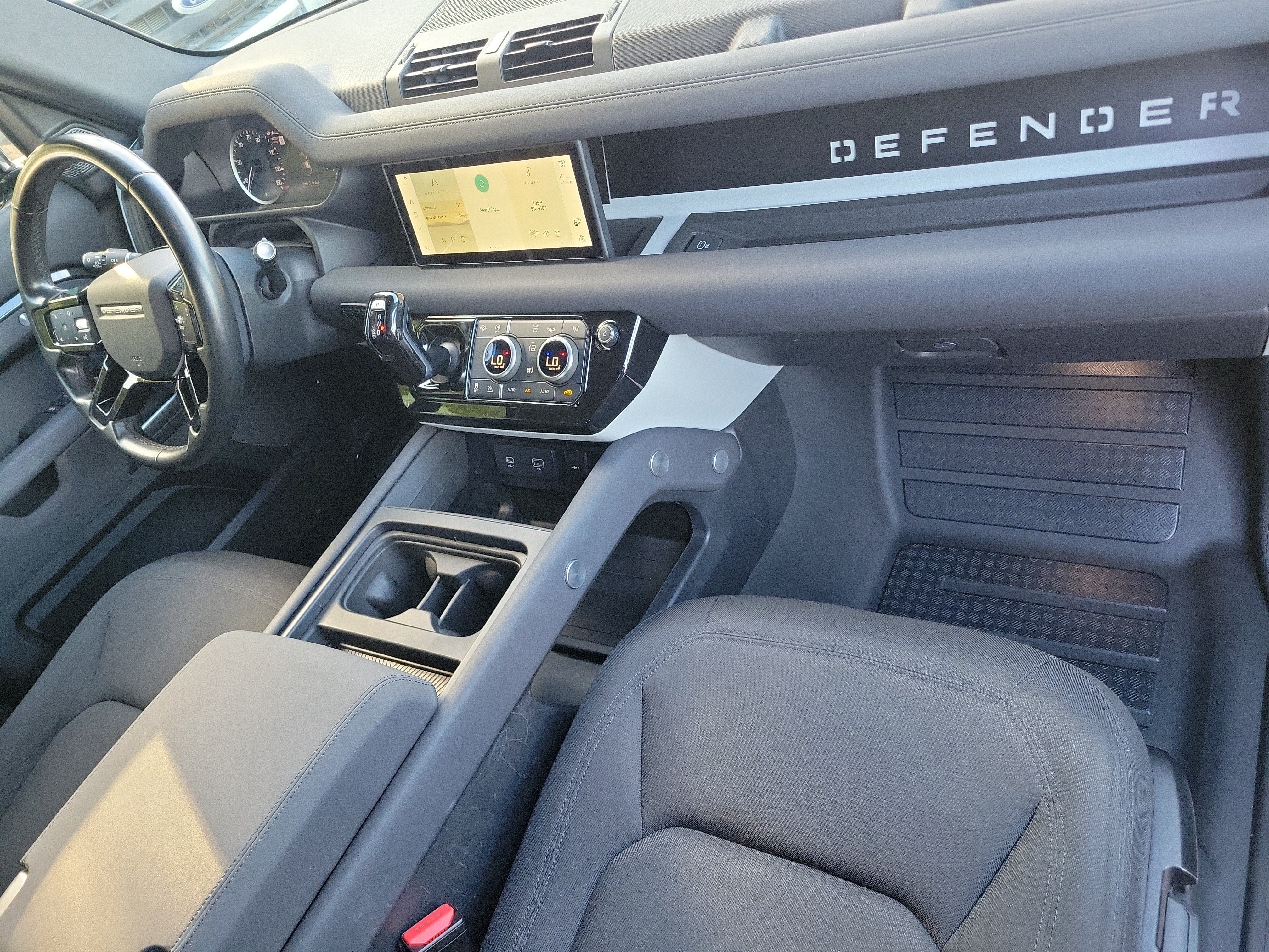 2023 Land Rover Defender Standard