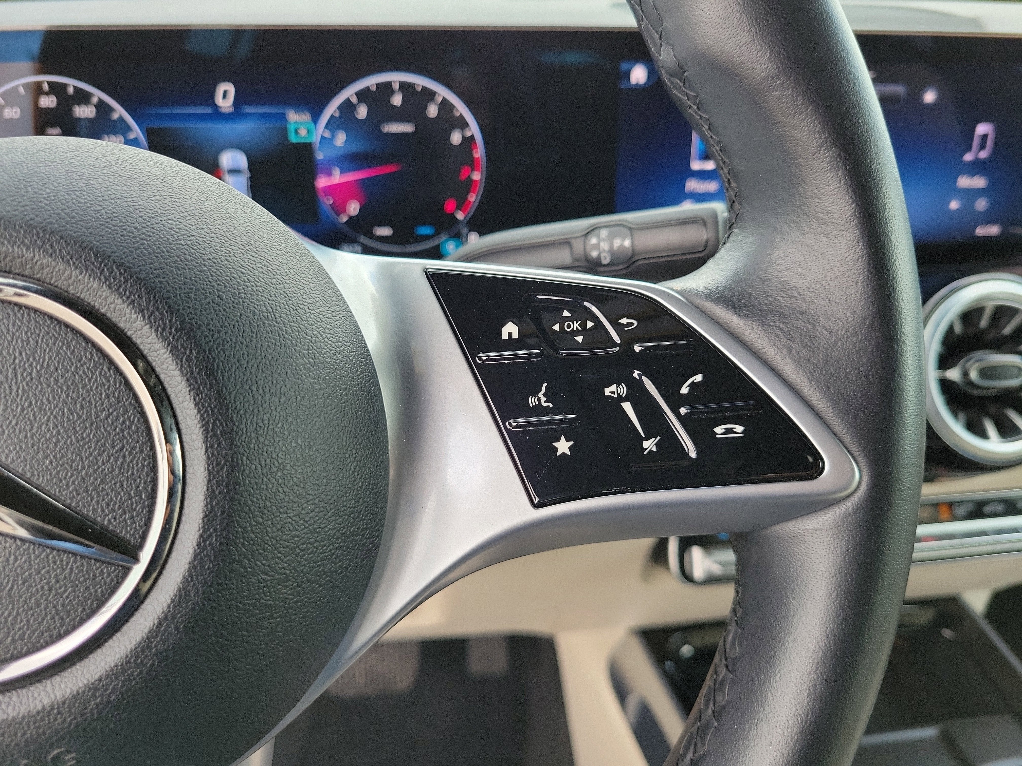 2025 Mercedes-Benz GLB GLB 250