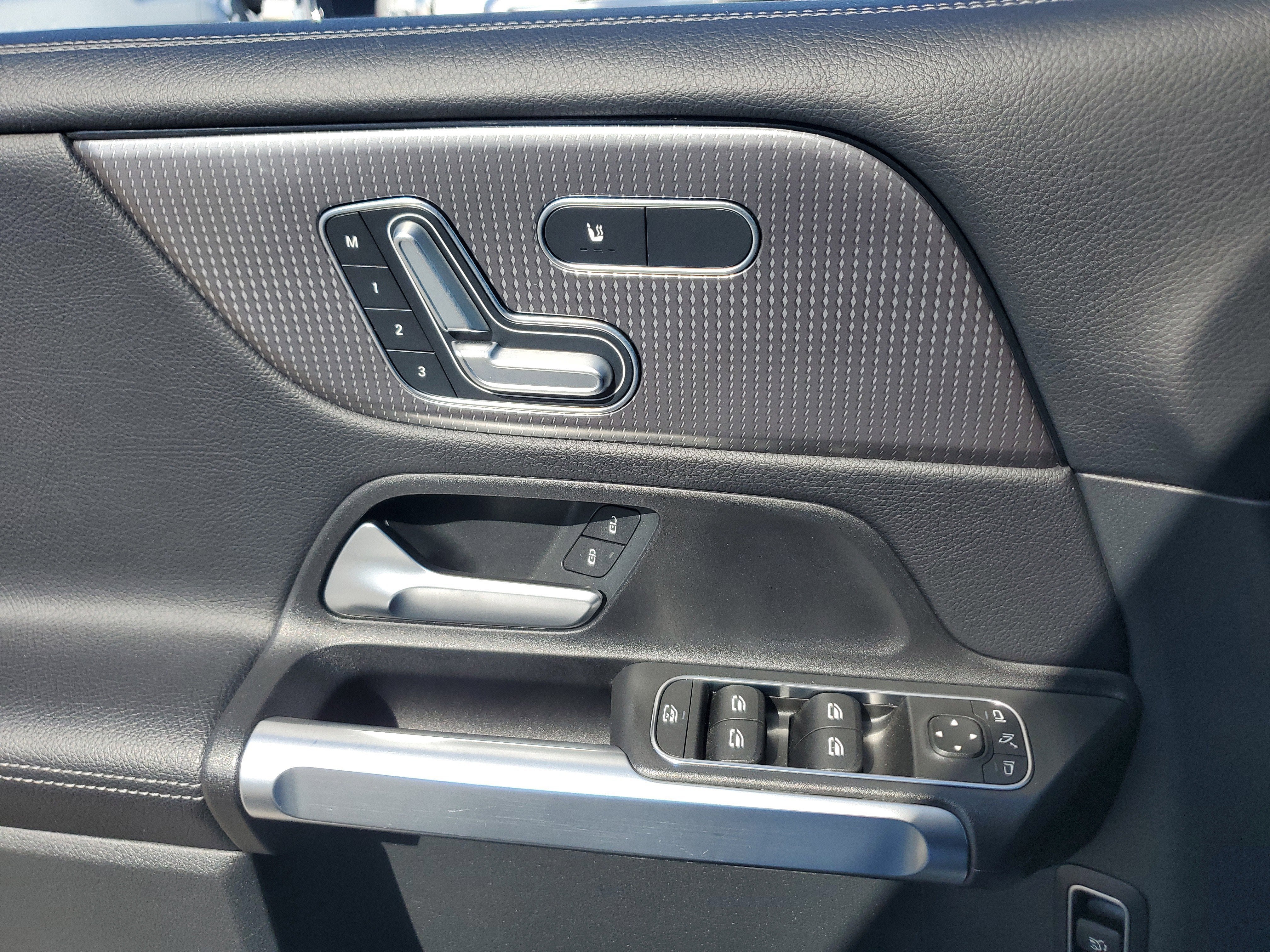 2023 Mercedes-Benz GLB GLB 250