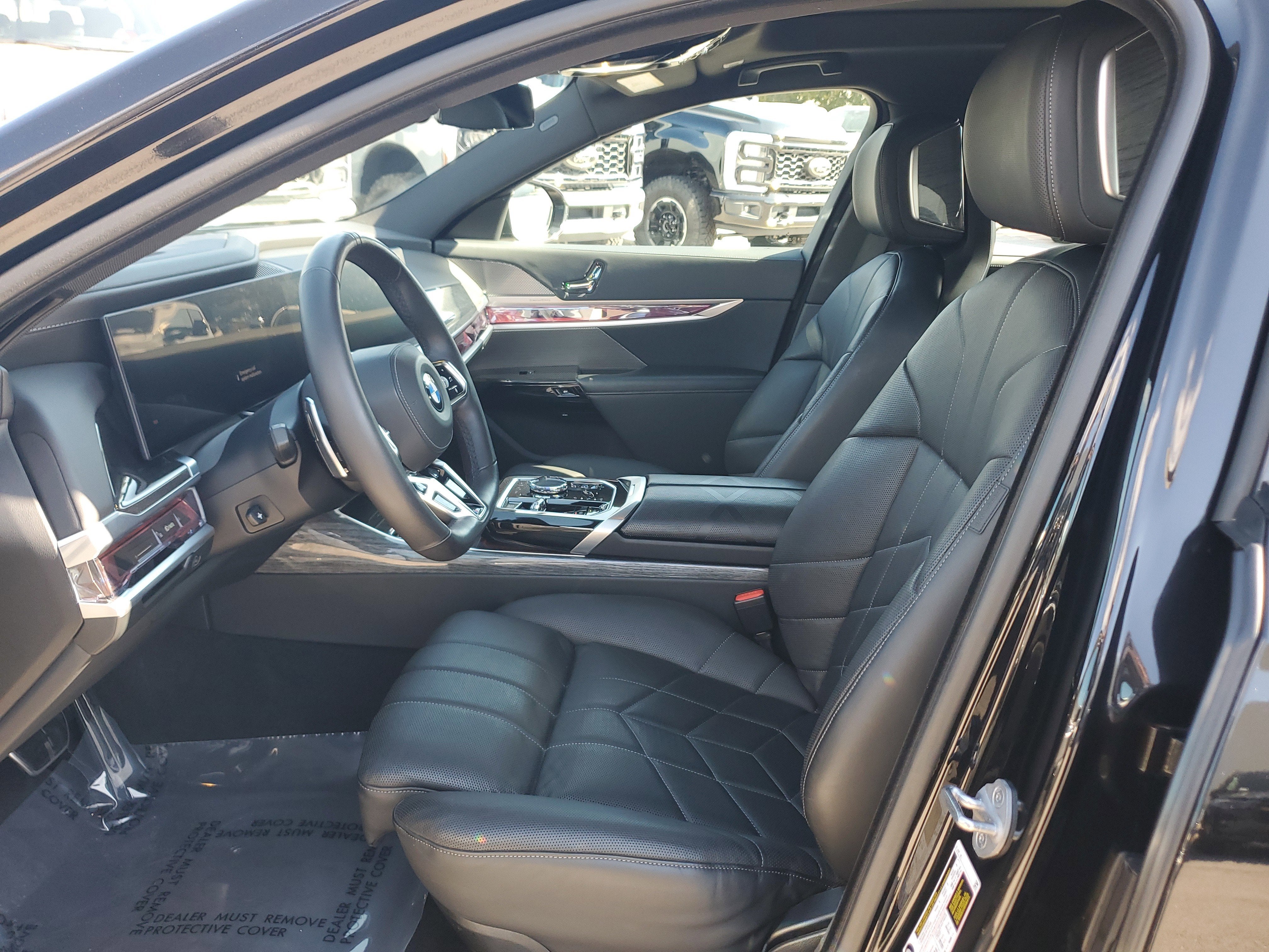 2024 BMW 7 Series 740i