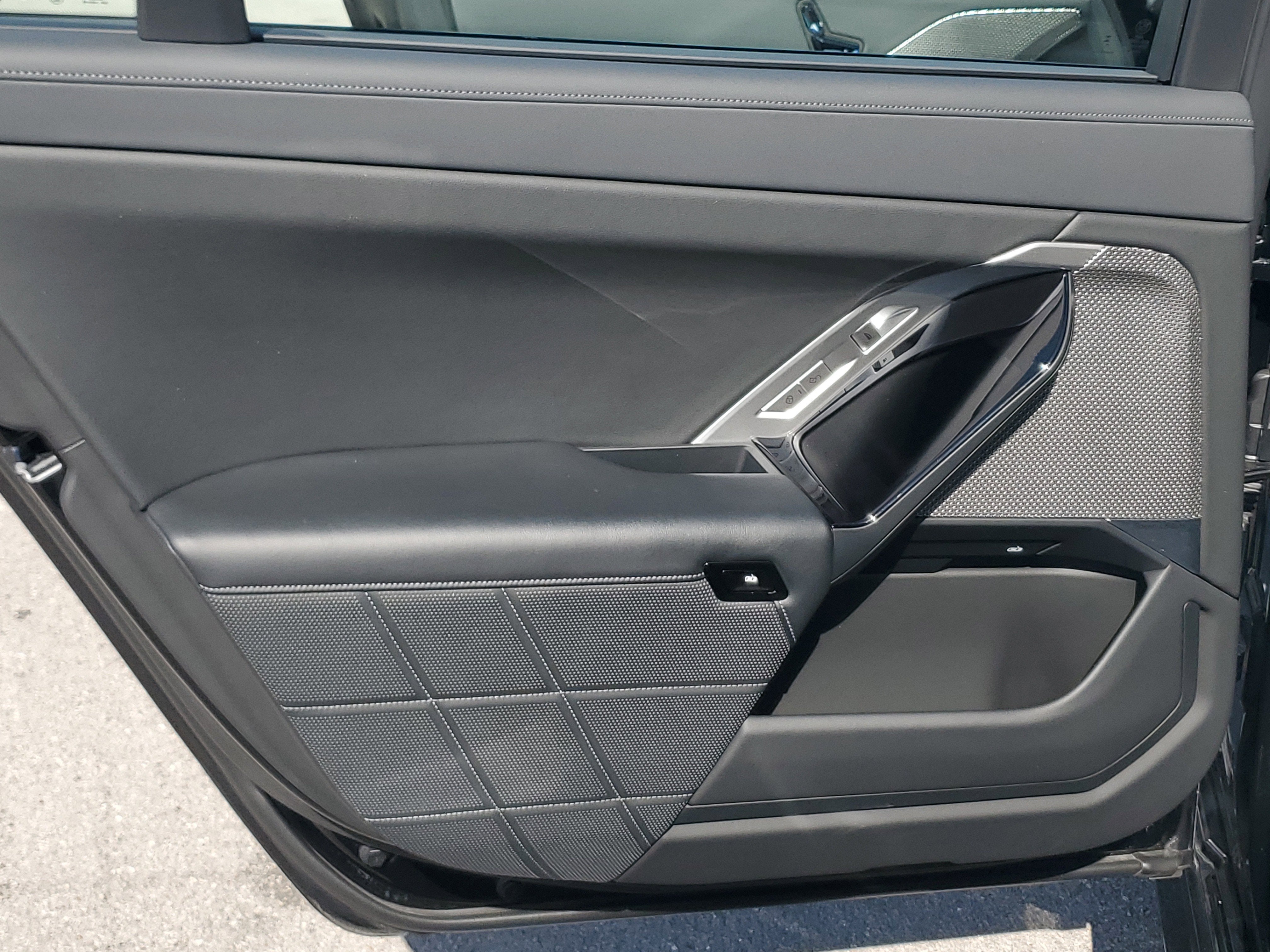 2024 BMW 7 Series 740i