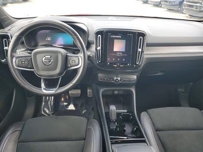 2021 Volvo XC40 P8 4WD
