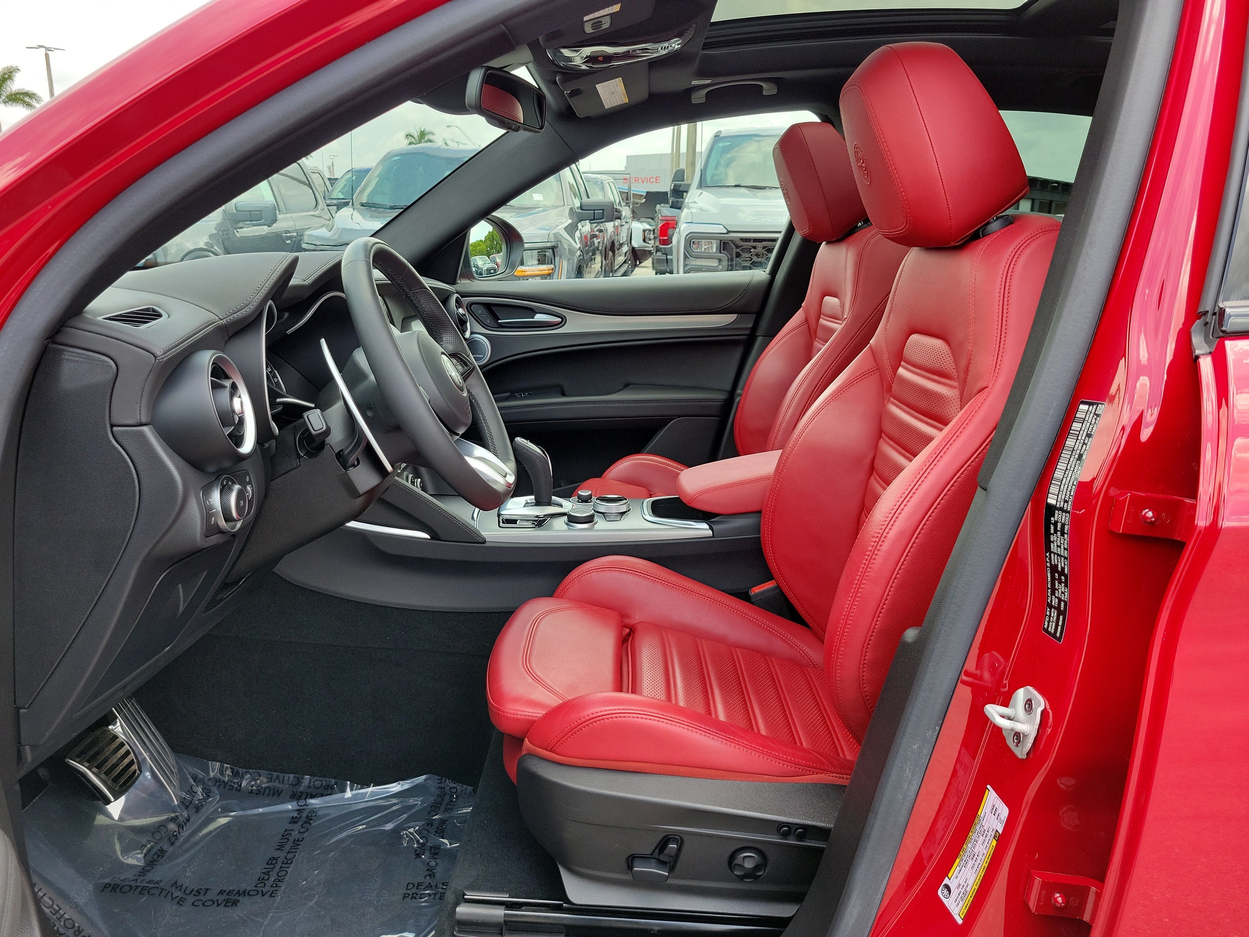 2022 Alfa Romeo Stelvio Veloce 4WD