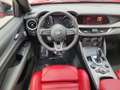 2022 Alfa Romeo Stelvio Veloce 4WD