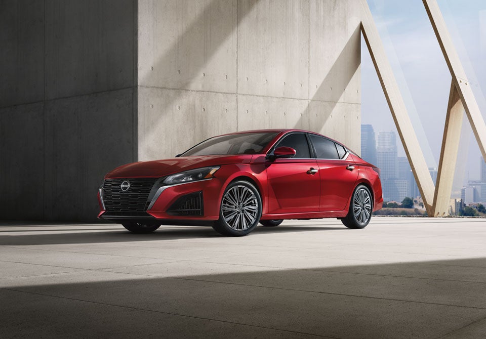 2025 Nissan Altima Lorenzo Nissan in Homestead FL