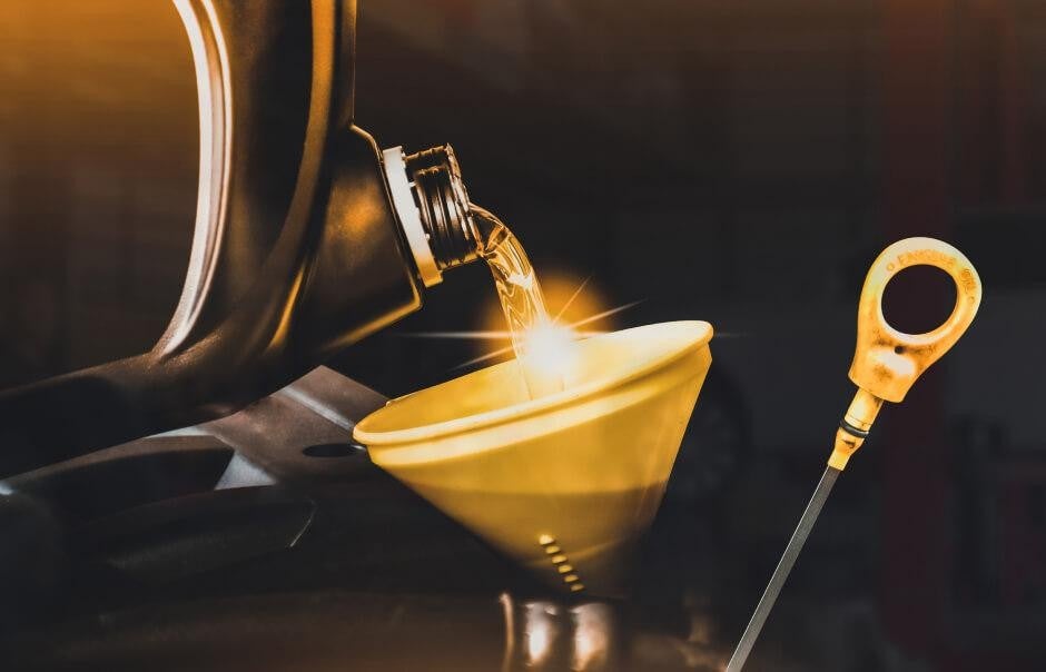 Perks of Our Signature Nissan Oil Change Service in Miami-Dade County